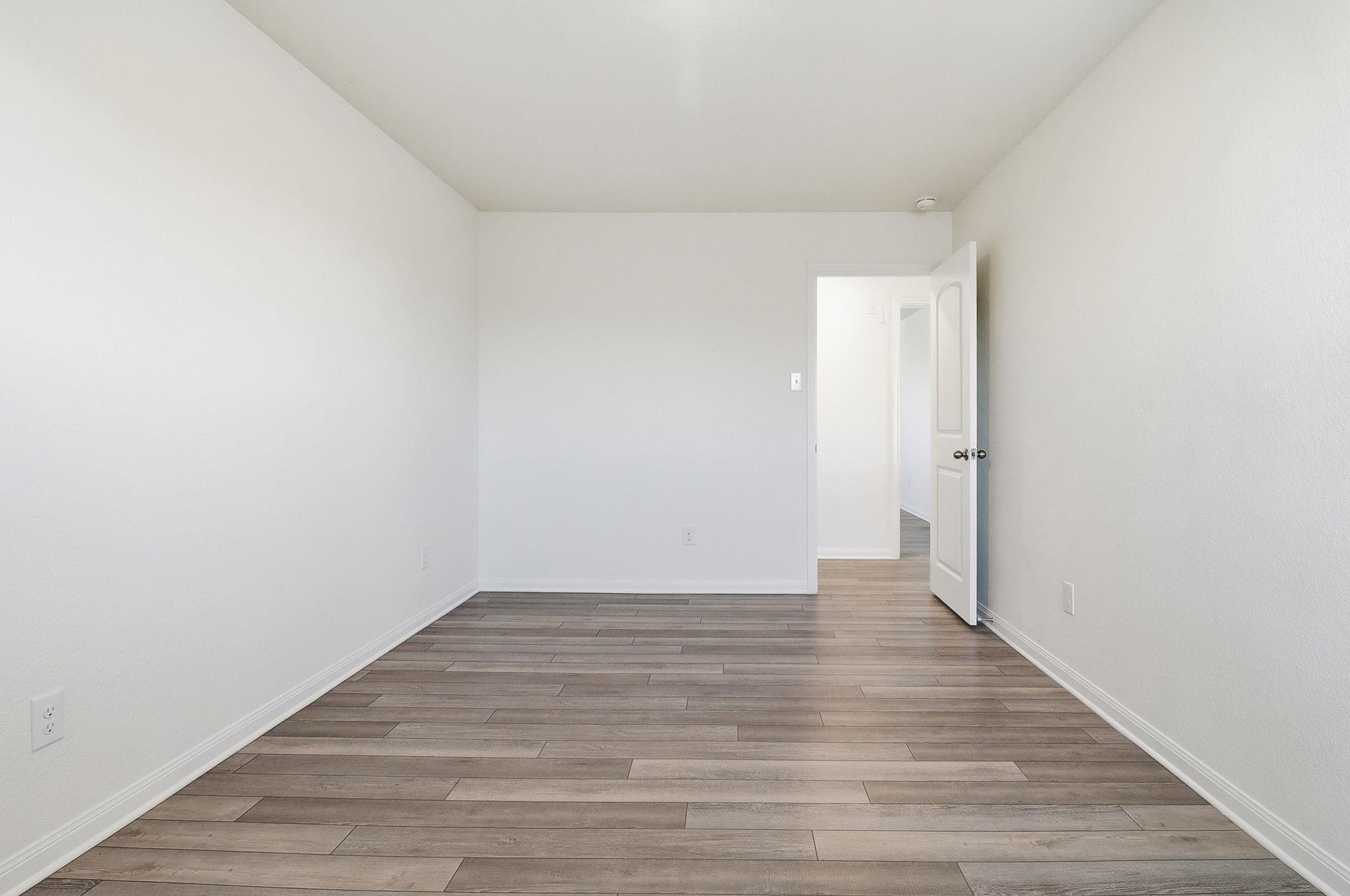 1283 Treeta Trl, Kyle, TX 78640