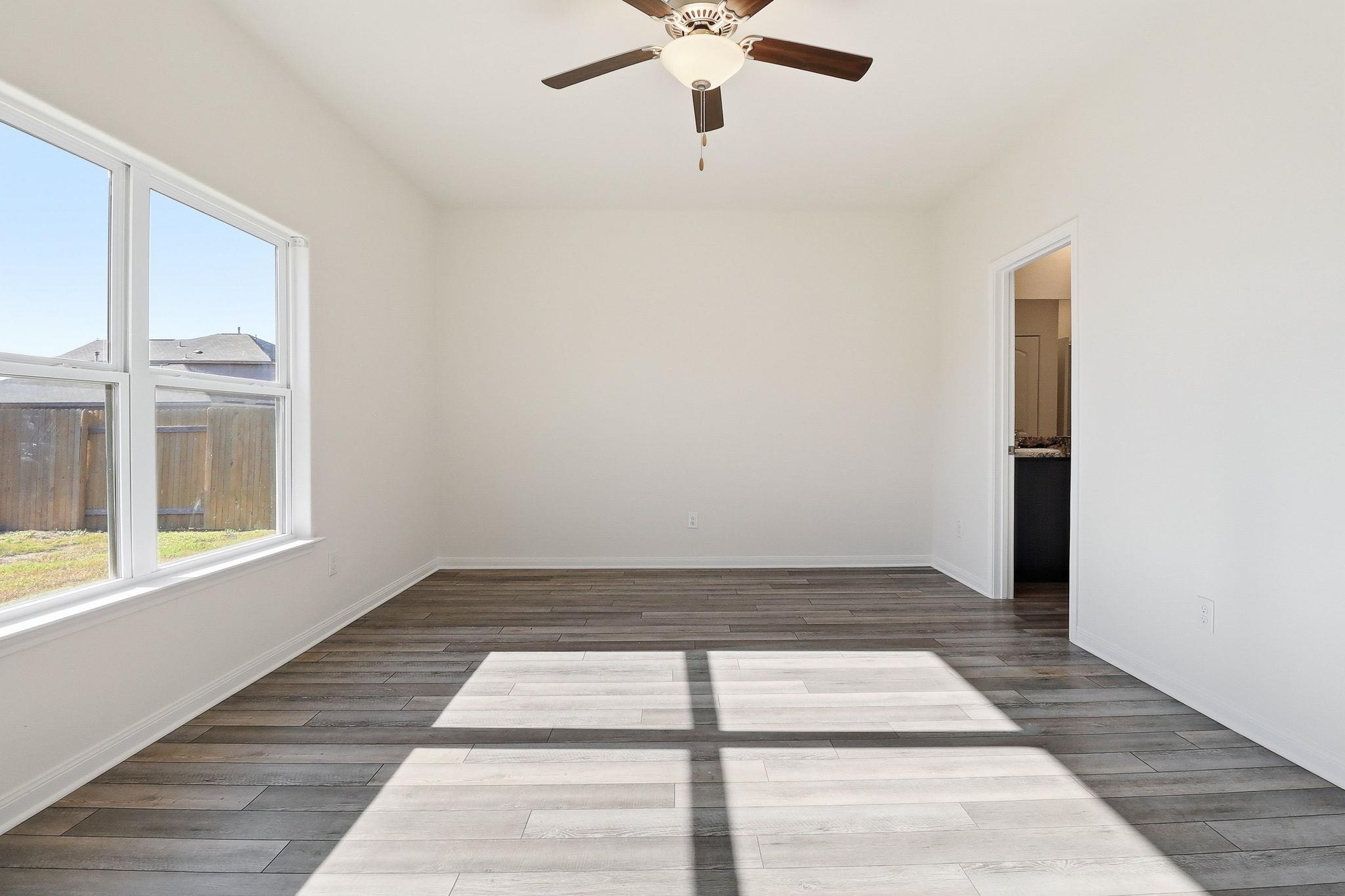 1283 Treeta Trl, Kyle, TX 78640