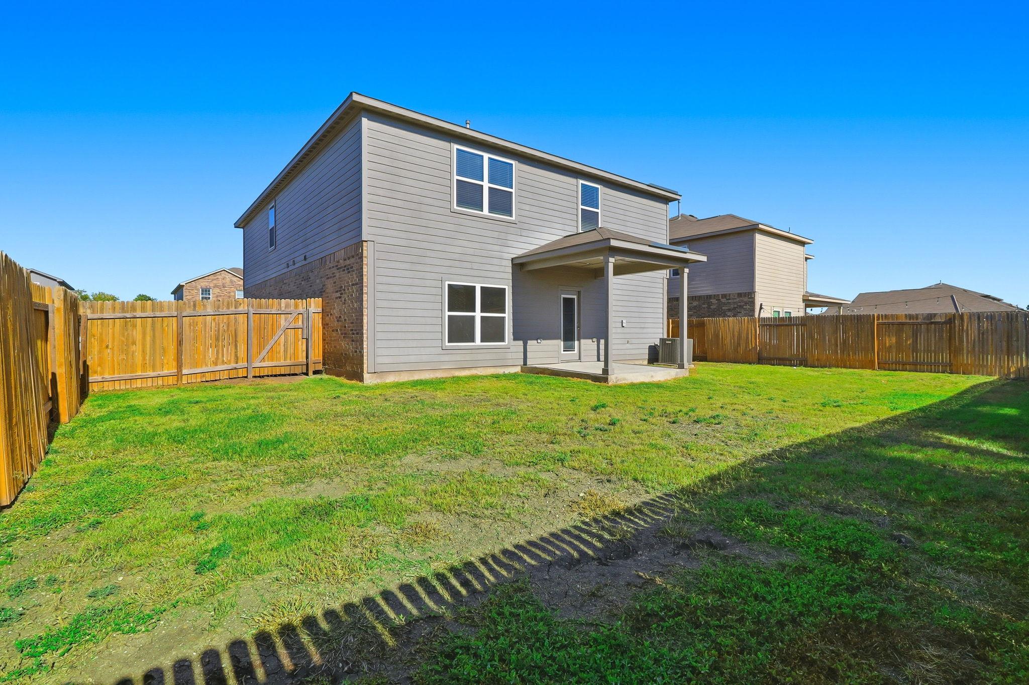 1283 Treeta Trl, Kyle, TX 78640