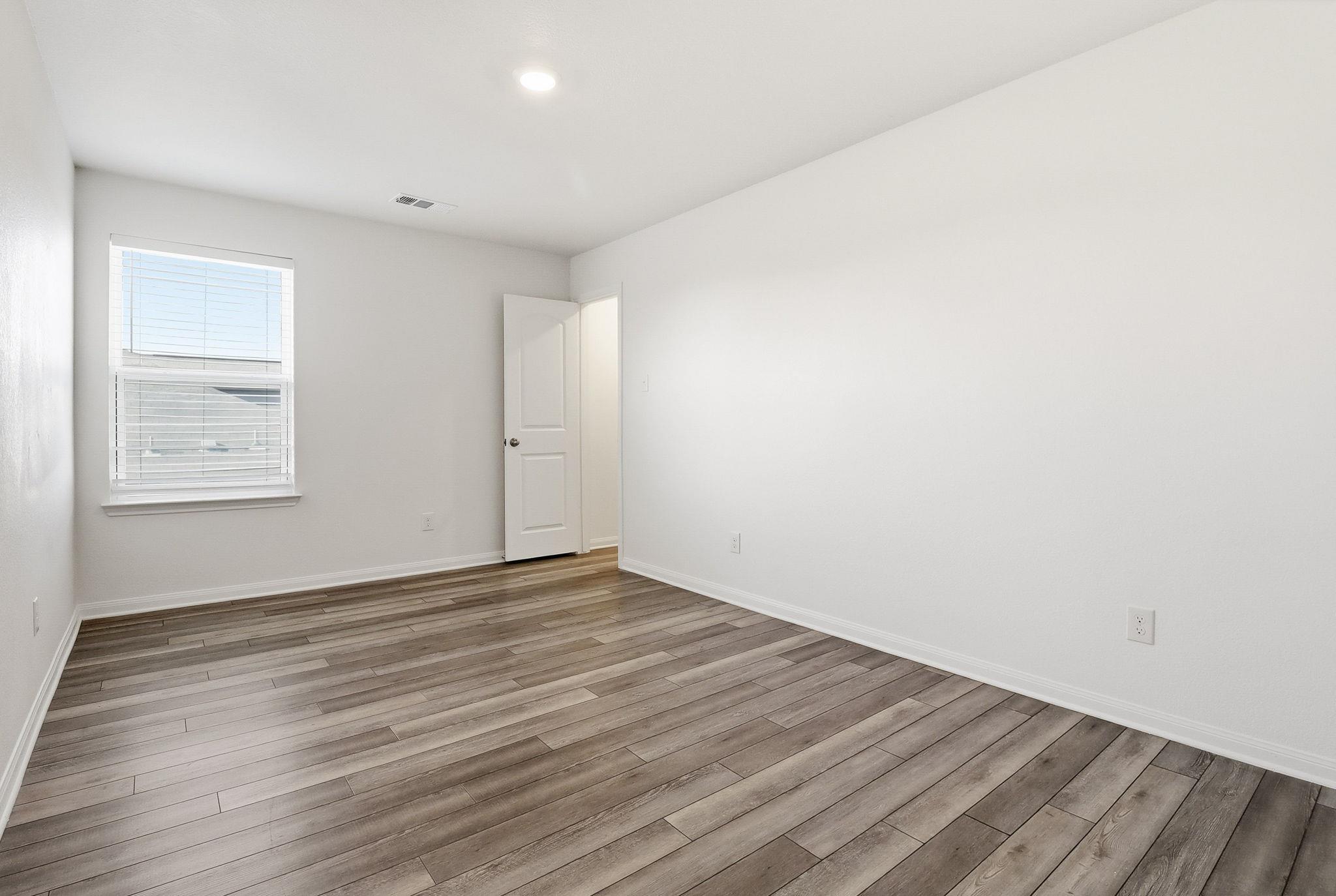 1283 Treeta Trl, Kyle, TX 78640