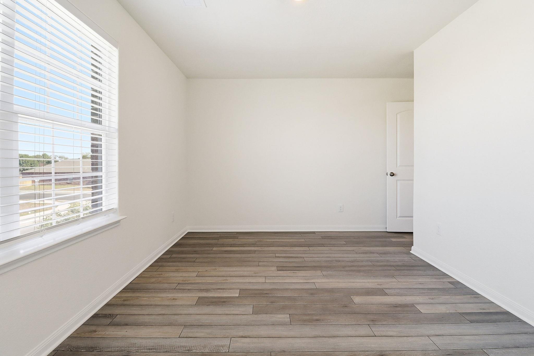 1283 Treeta Trl, Kyle, TX 78640