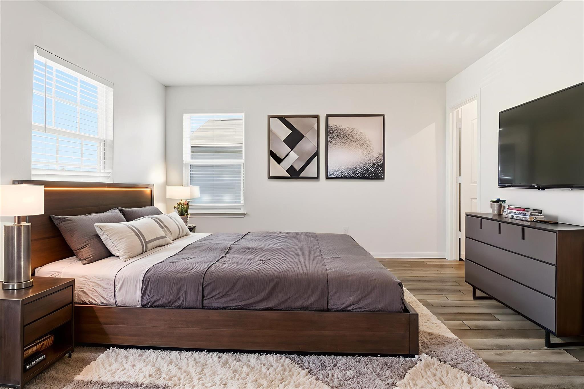 1283 Treeta Trl, Kyle, TX 78640