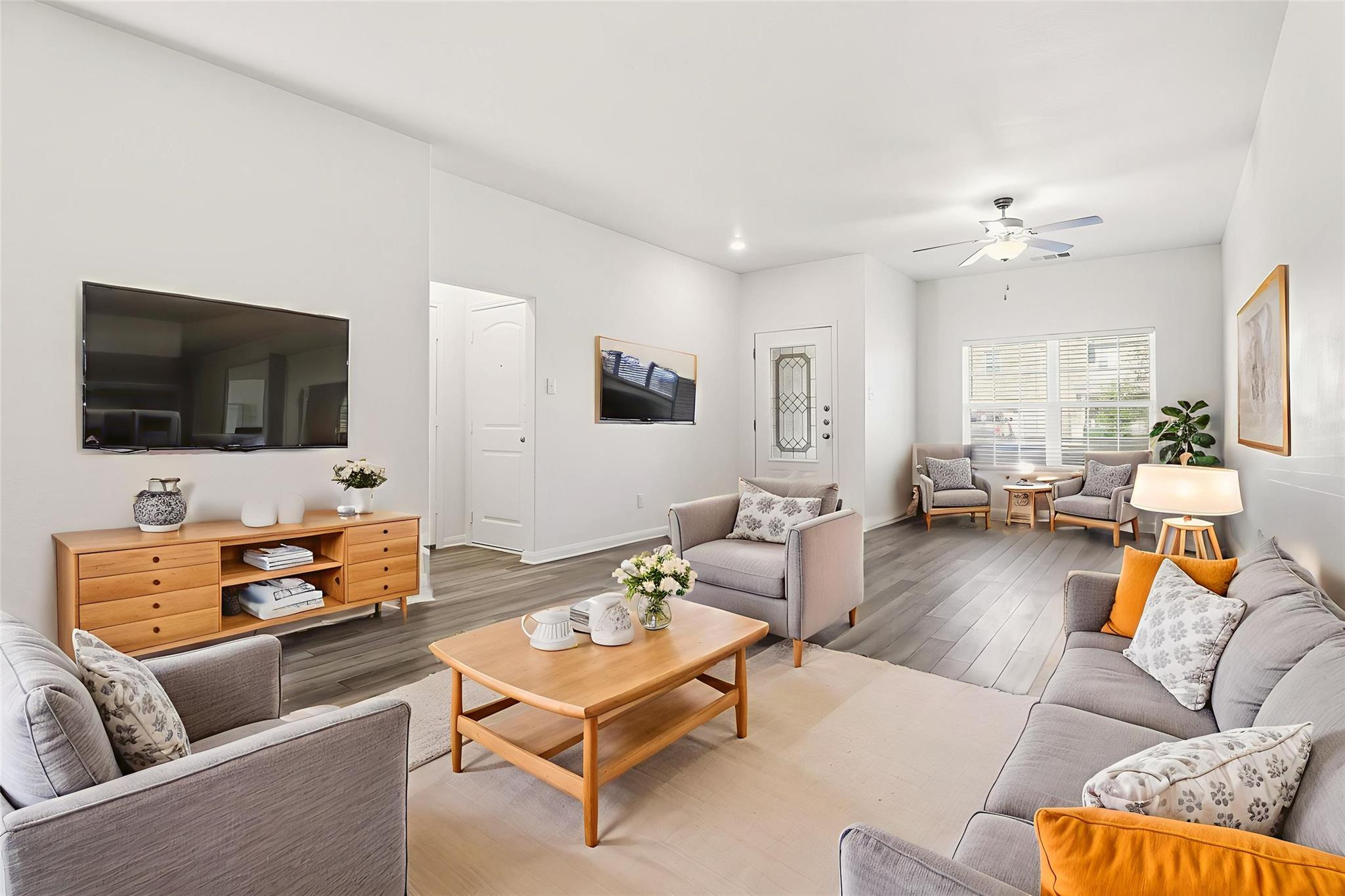 1283 Treeta Trl, Kyle, TX 78640