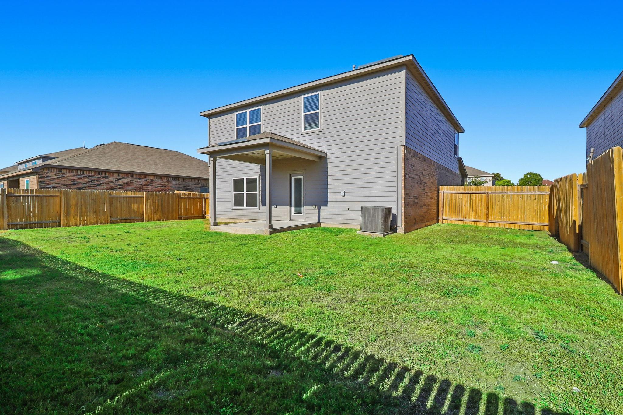 1283 Treeta Trl, Kyle, TX 78640