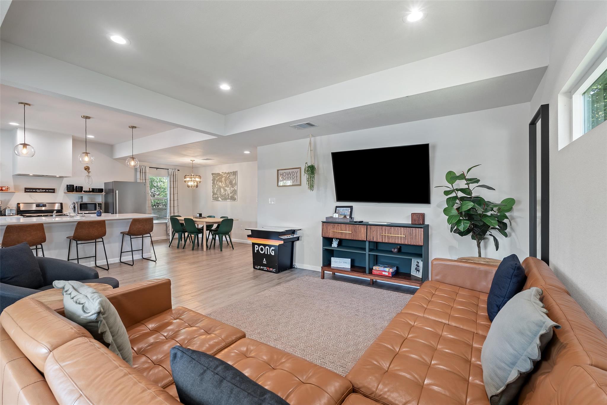 306 Juarez St, San Marcos, TX 78666