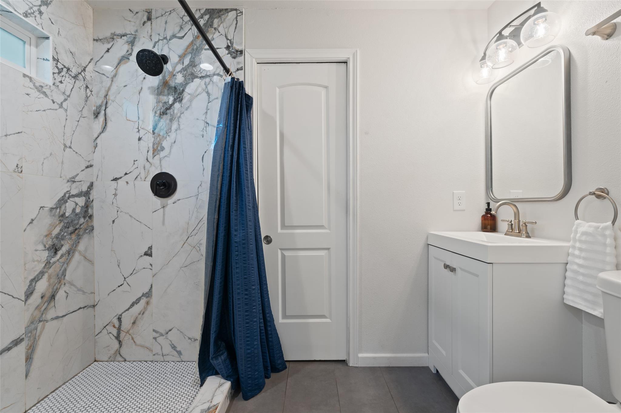 306 Juarez St, San Marcos, TX 78666