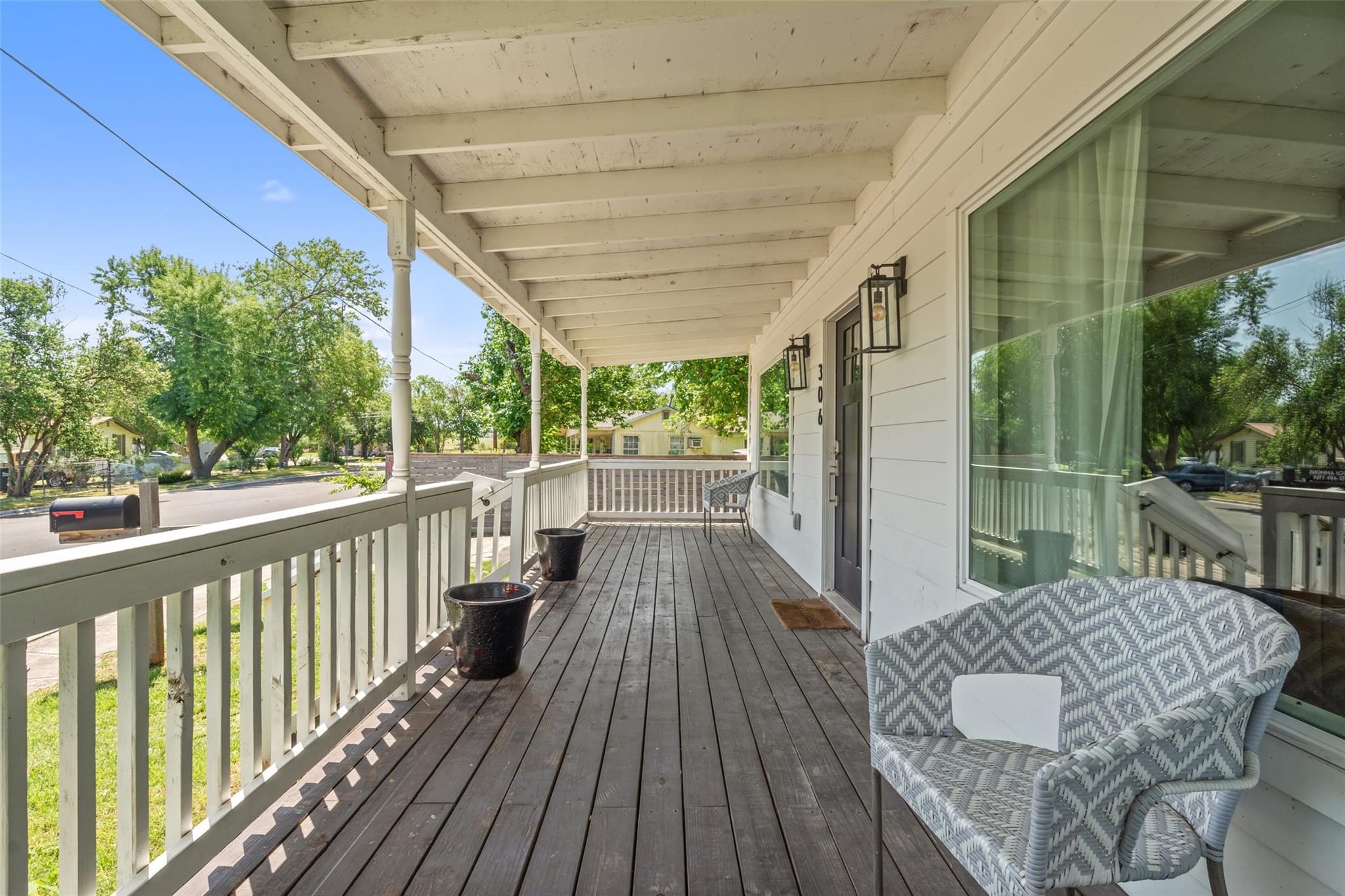 306 Juarez St, San Marcos, TX 78666