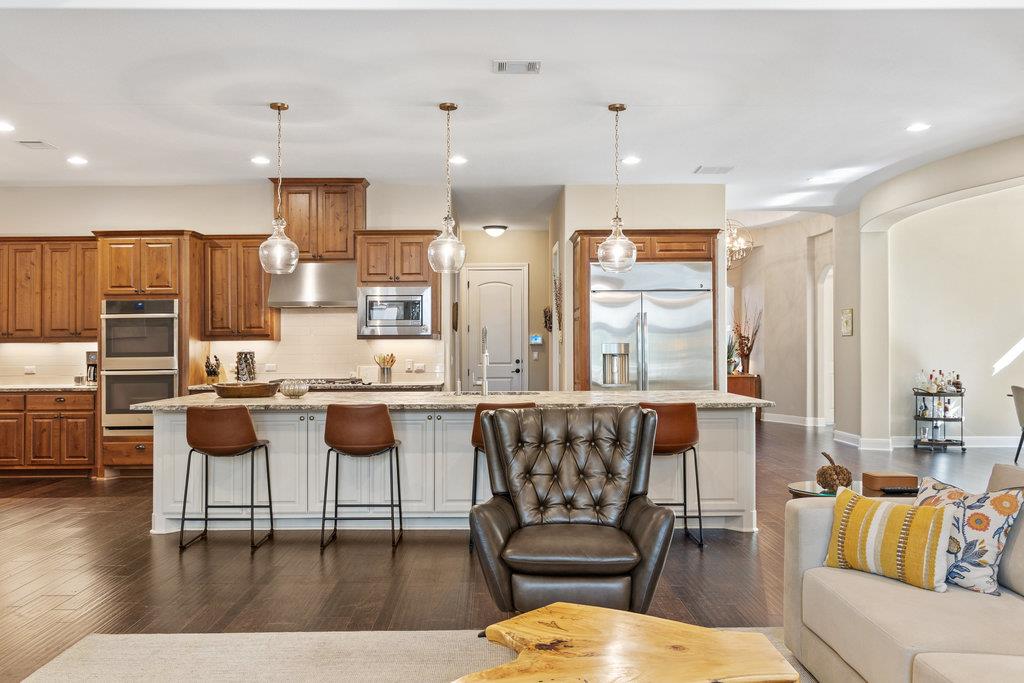 916 Morning Moon Cir, Austin, TX 78732