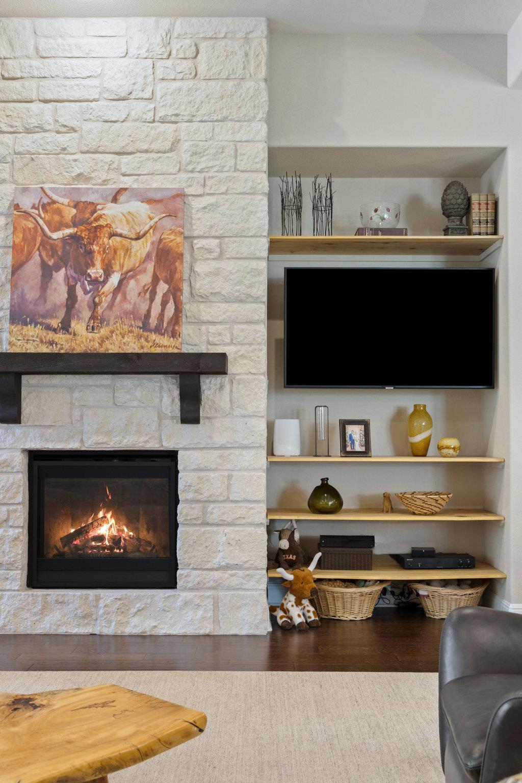 916 Morning Moon Cir, Austin, TX 78732