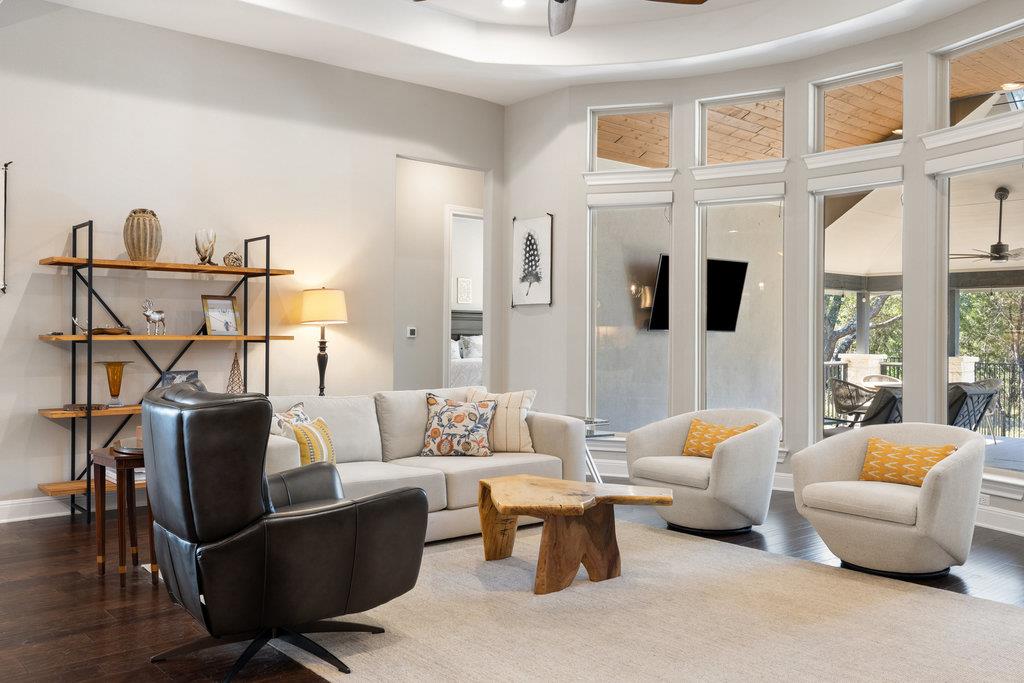 916 Morning Moon Cir, Austin, TX 78732