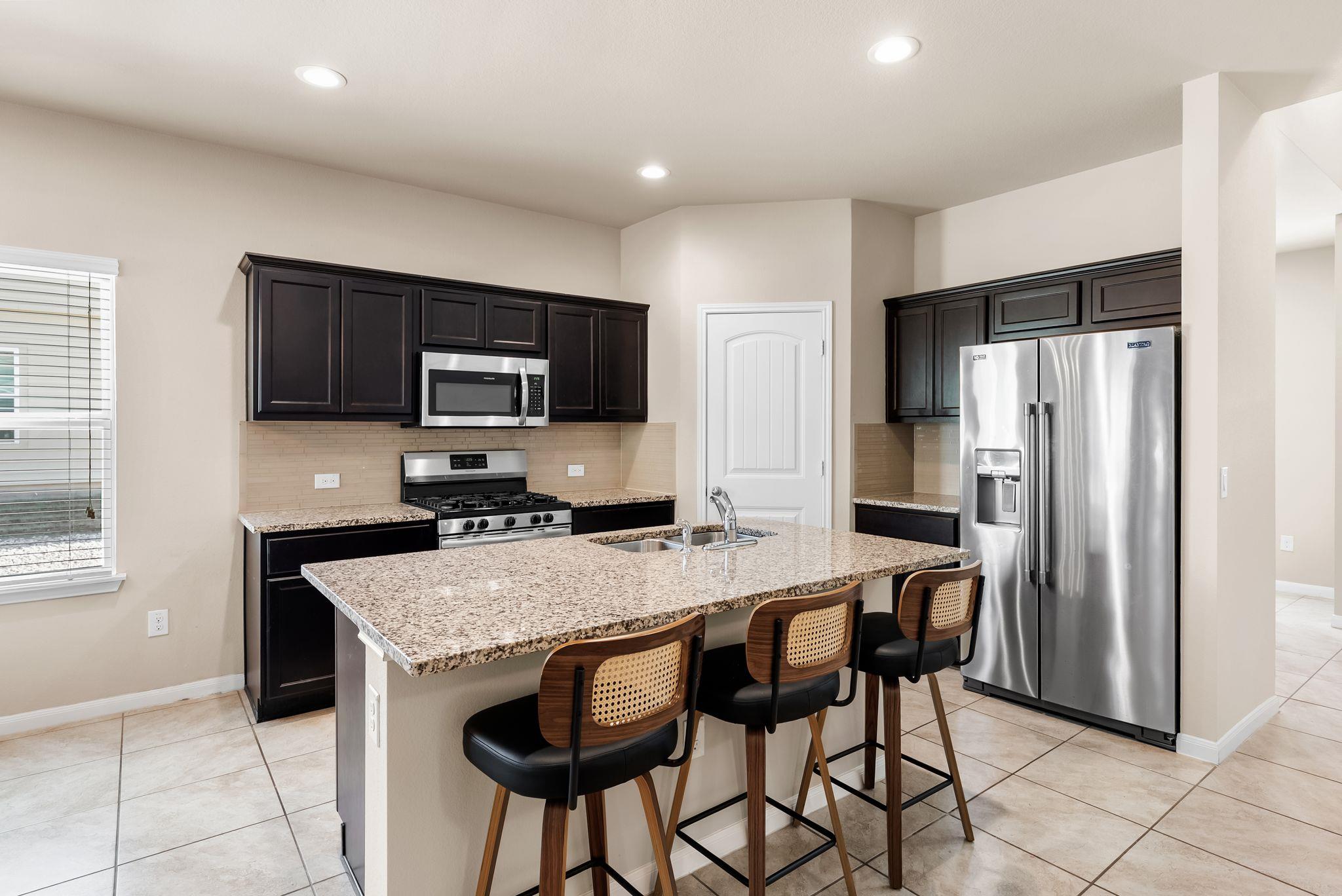 6916 Branrust Dr, Austin, TX 78744