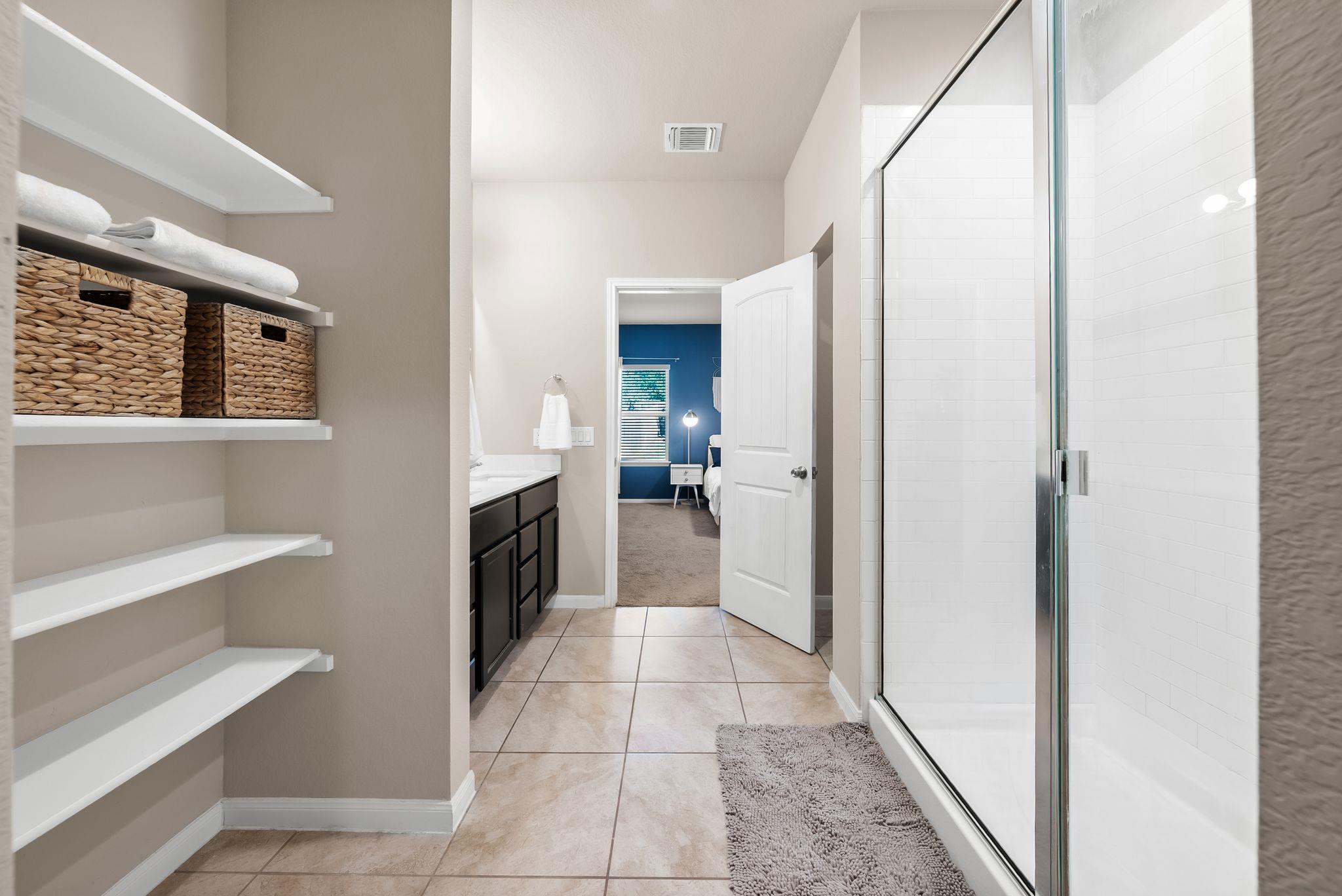 6916 Branrust Dr, Austin, TX 78744