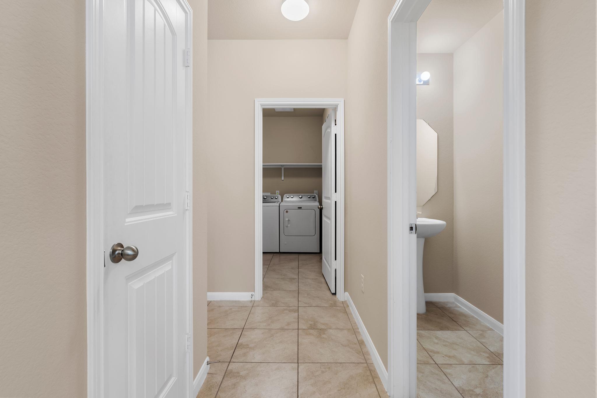 6916 Branrust Dr, Austin, TX 78744