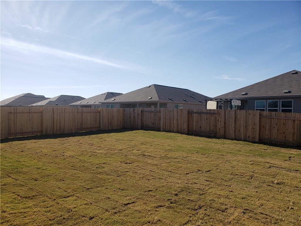 111 Bear Oak St, Hutto, TX 78634