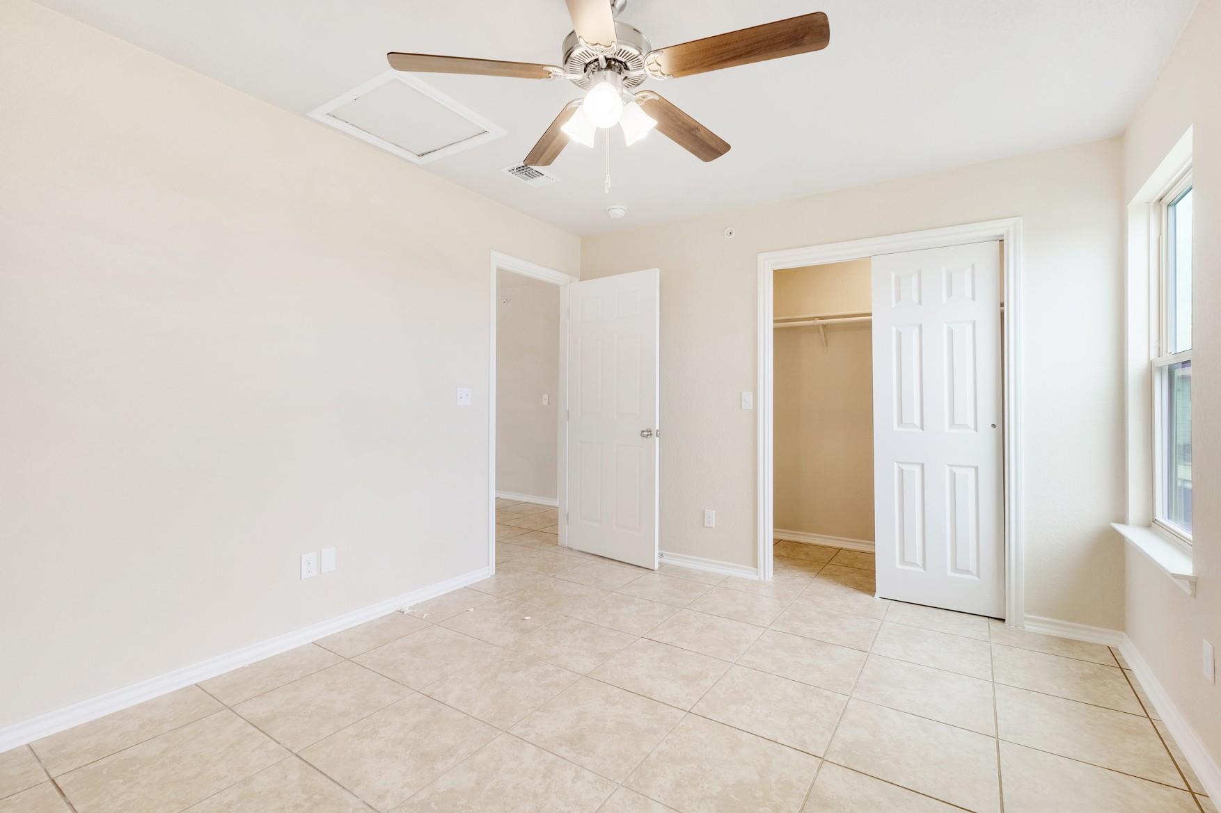 2200 Creekside Ln # D, Georgetown, TX 78626