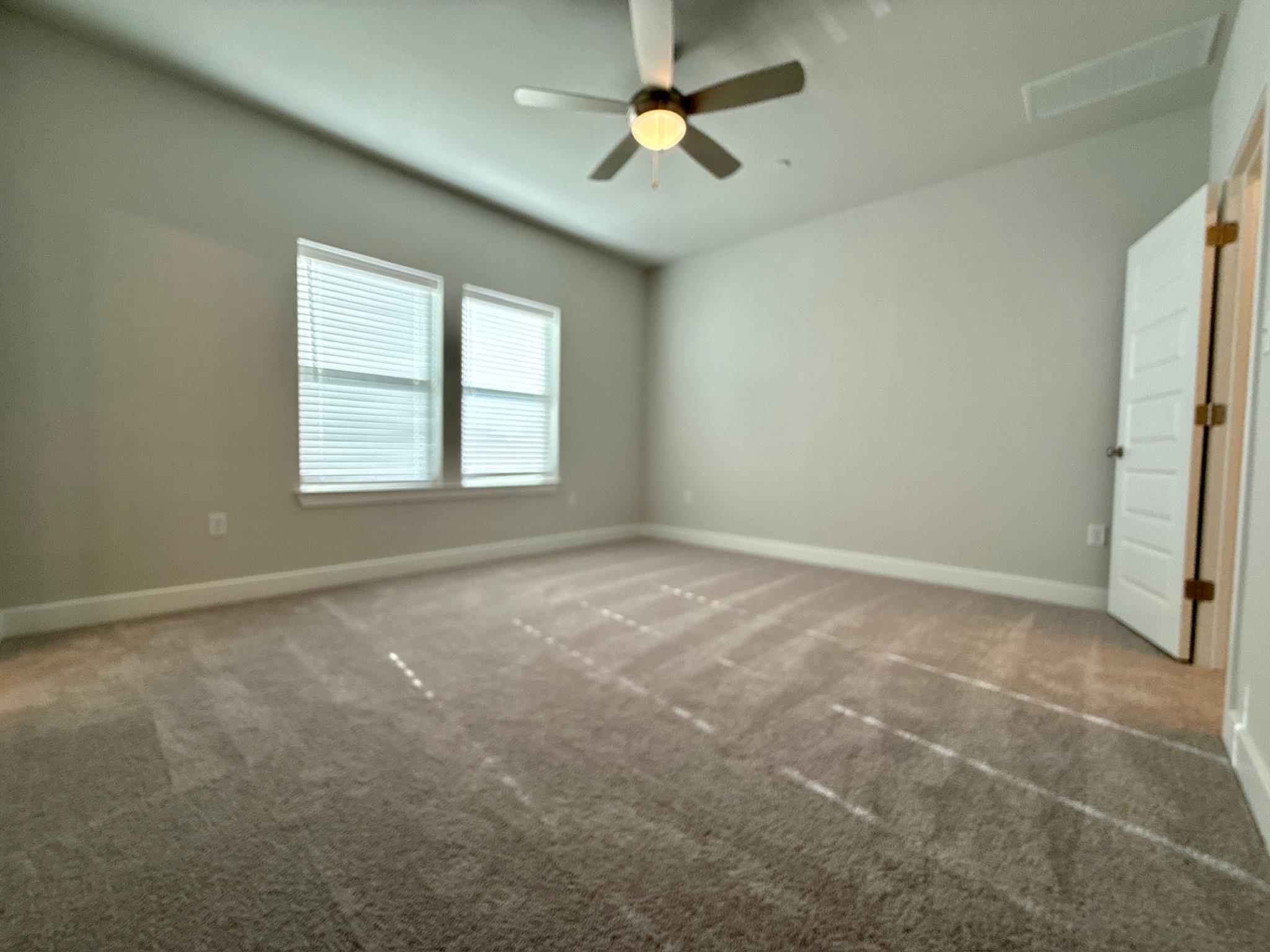 533 Emory Crossing Blvd, Hutto, TX 78634