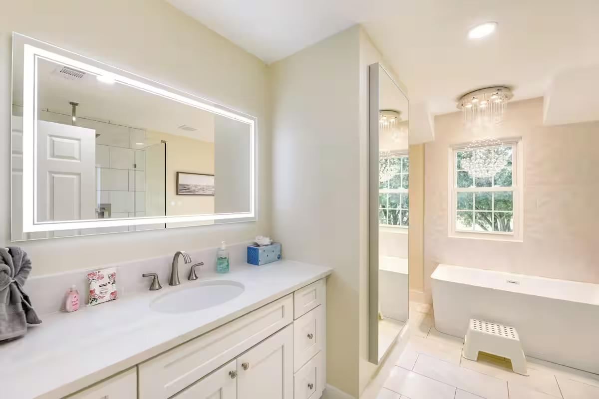 1616 County Road 463, Coupland, TX 78615