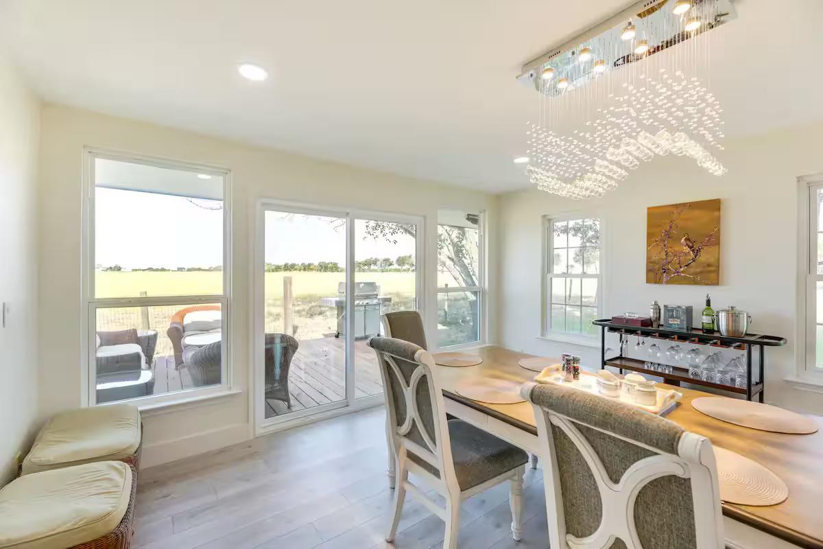 1616 County Road 463, Coupland, TX 78615