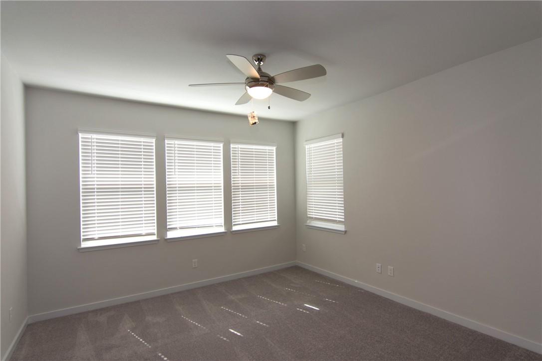 605 N West South St St # 391, Leander, TX 78641