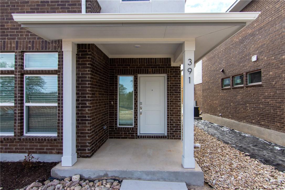 605 N West South St St # 391, Leander, TX 78641