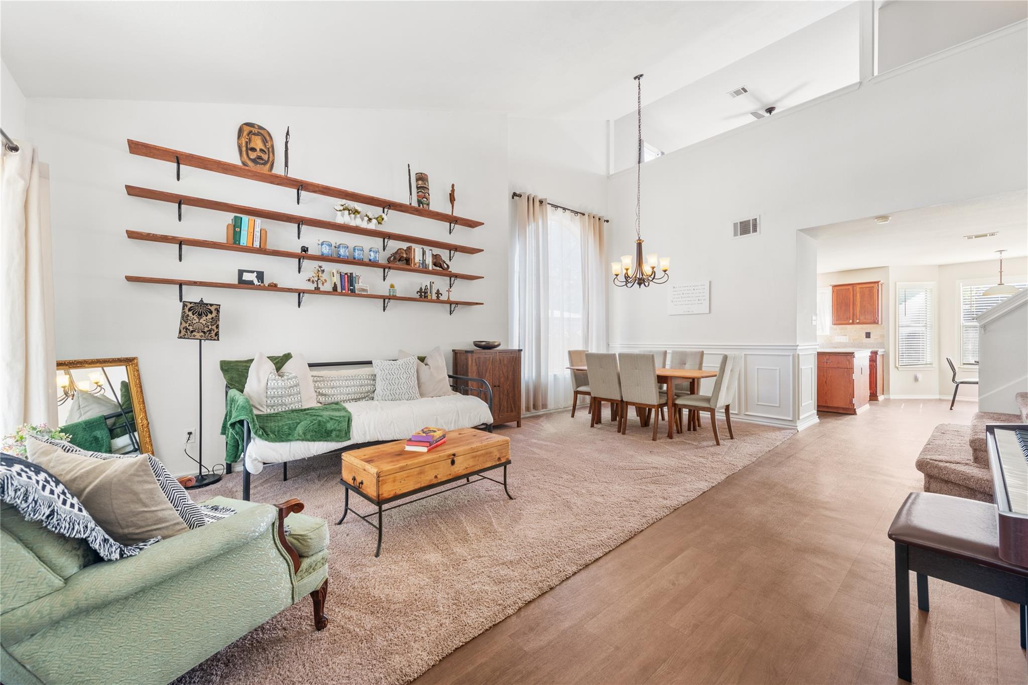 1111 Pathfinder Way, Round Rock, TX 78665