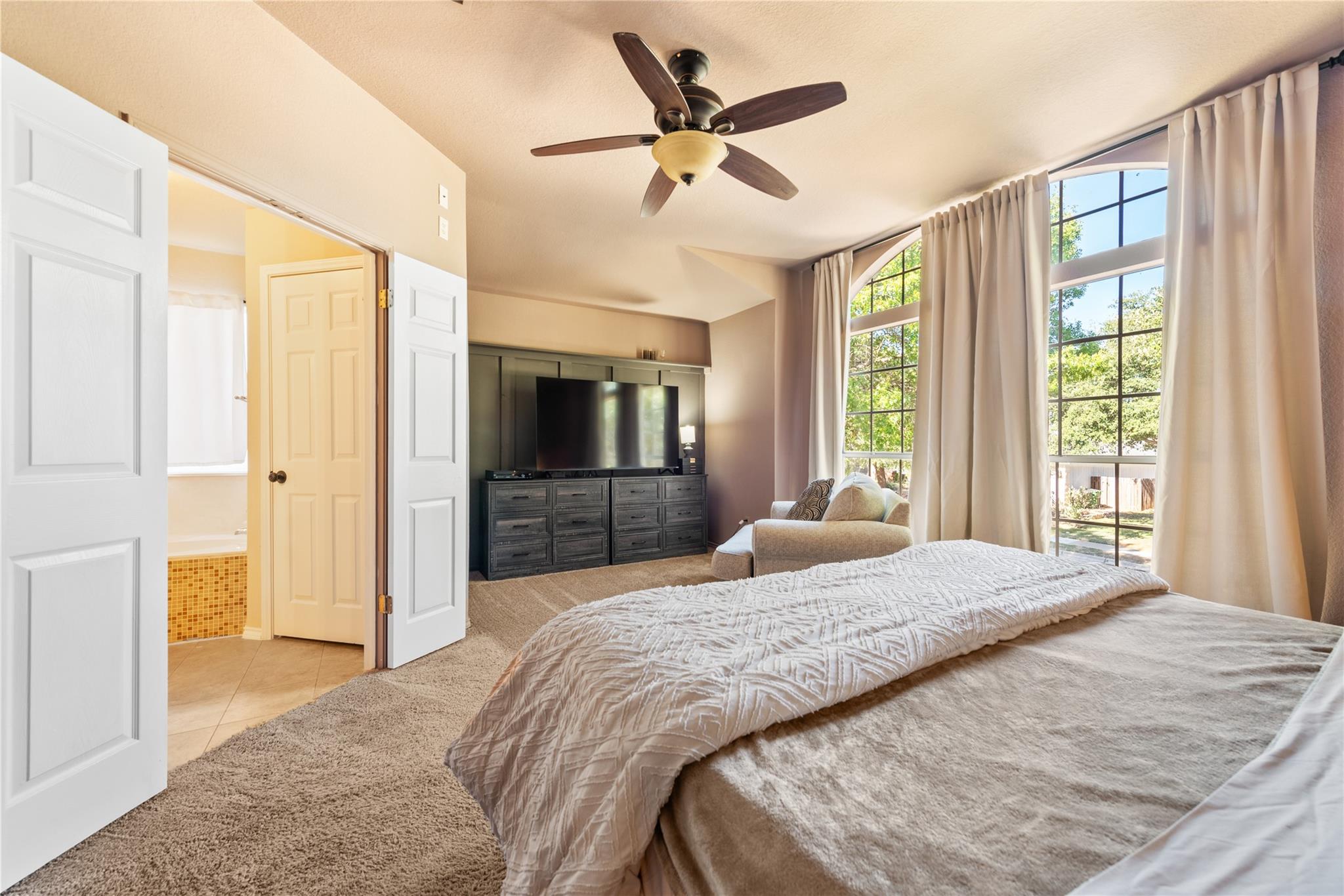 1111 Pathfinder Way, Round Rock, TX 78665