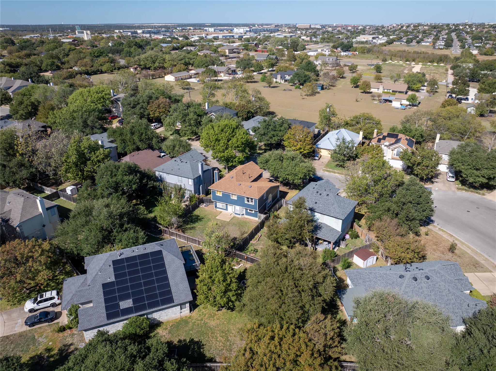 1111 Pathfinder Way, Round Rock, TX 78665