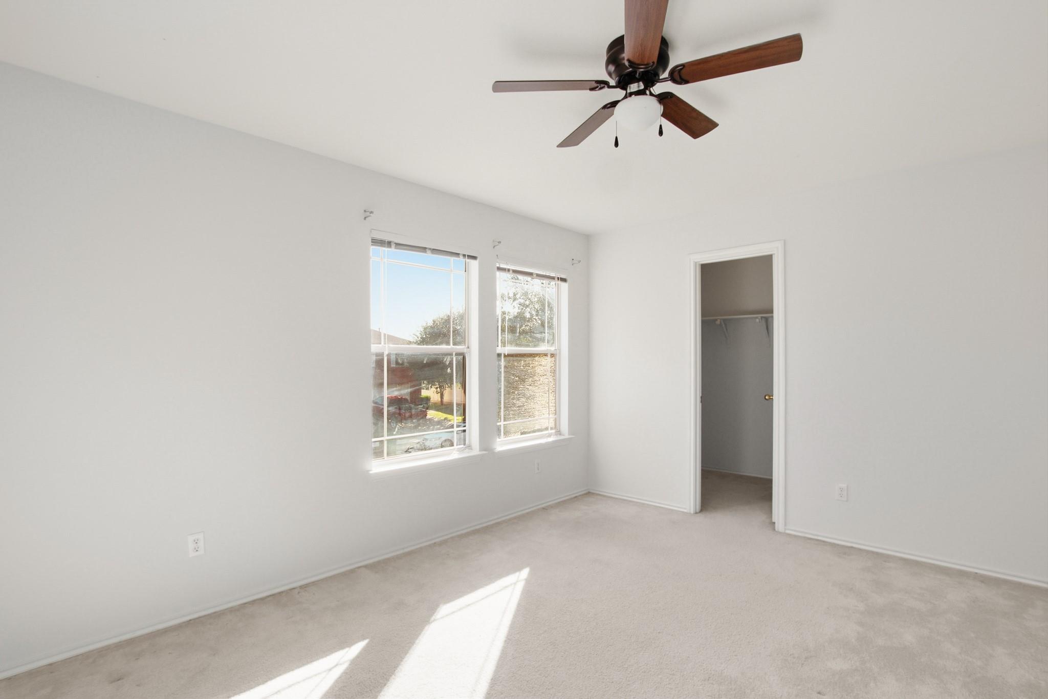 17816 Honey Locust Ln, Elgin, TX 78621