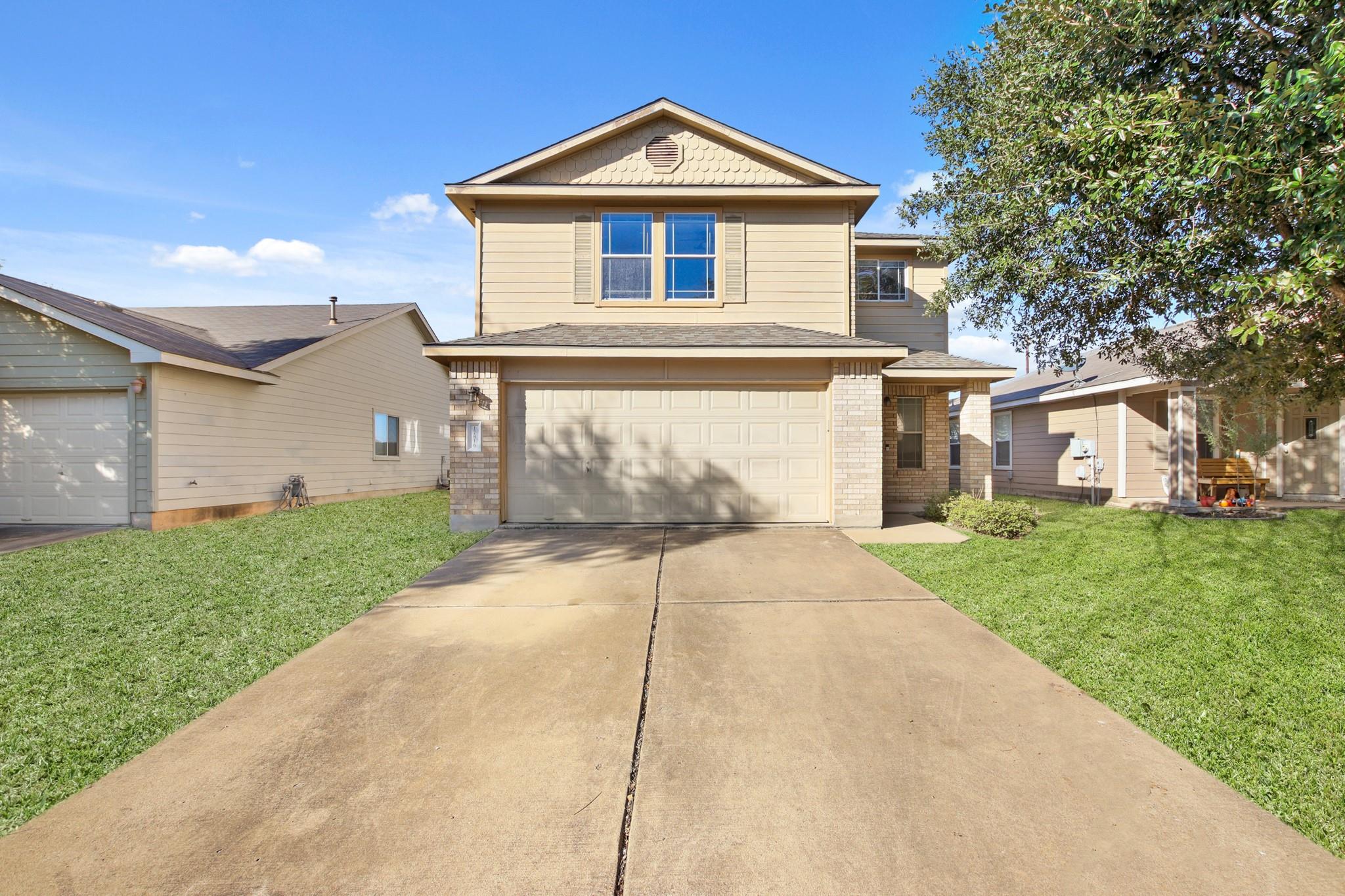 17816 Honey Locust Ln, Elgin, TX 78621