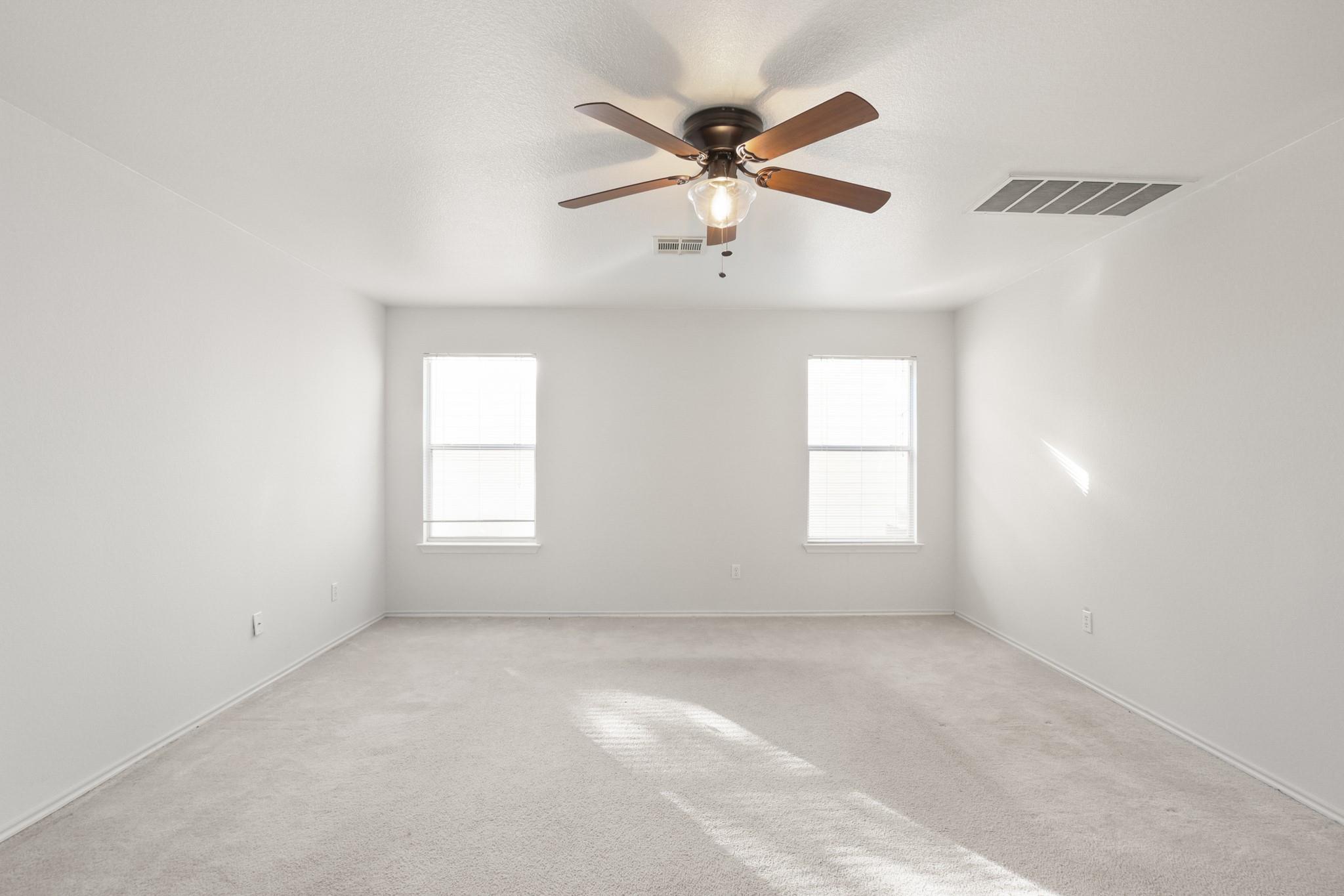 17816 Honey Locust Ln, Elgin, TX 78621