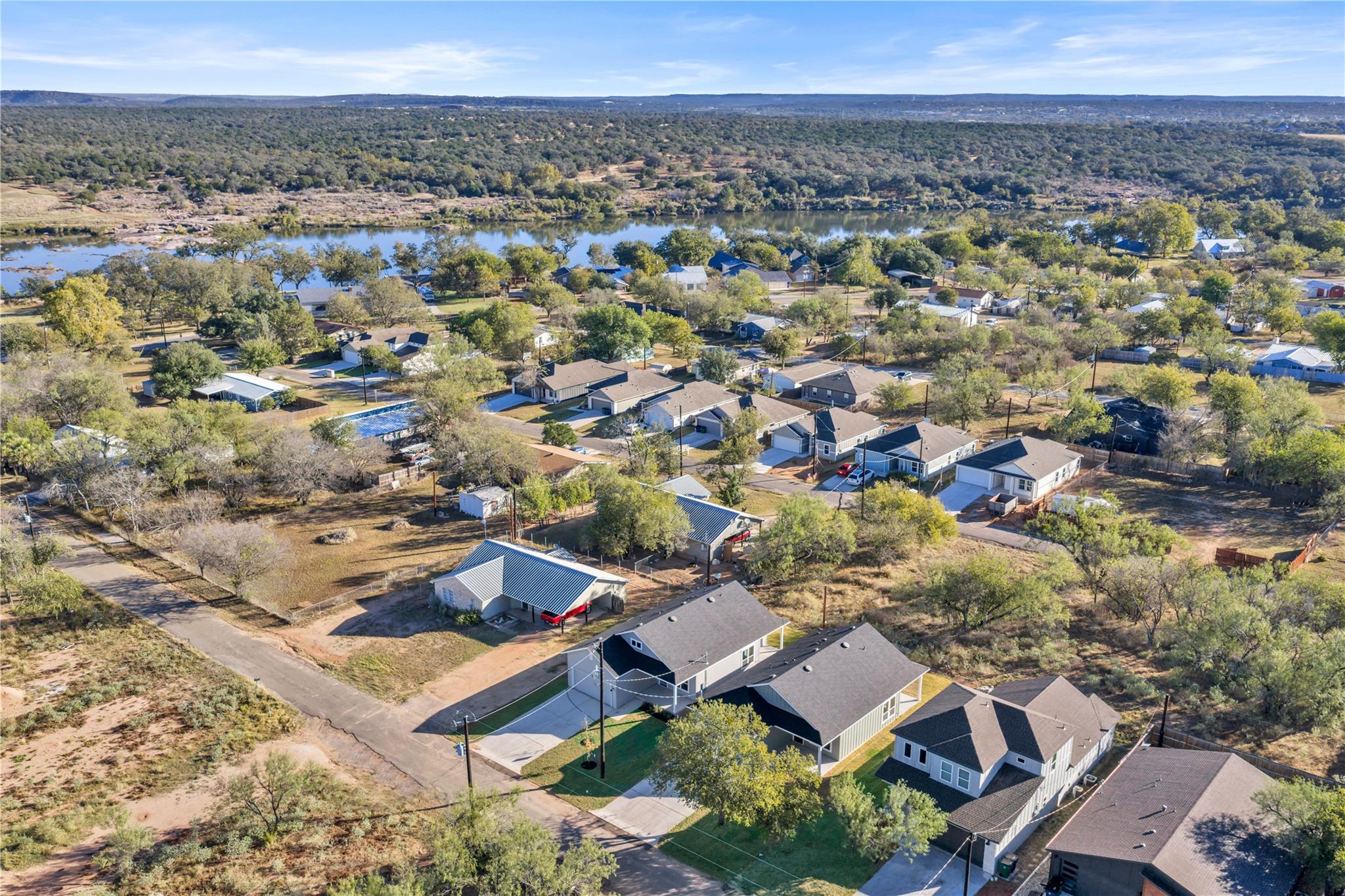 857 Cypress Ln, Cottonwood Shores, TX 78657