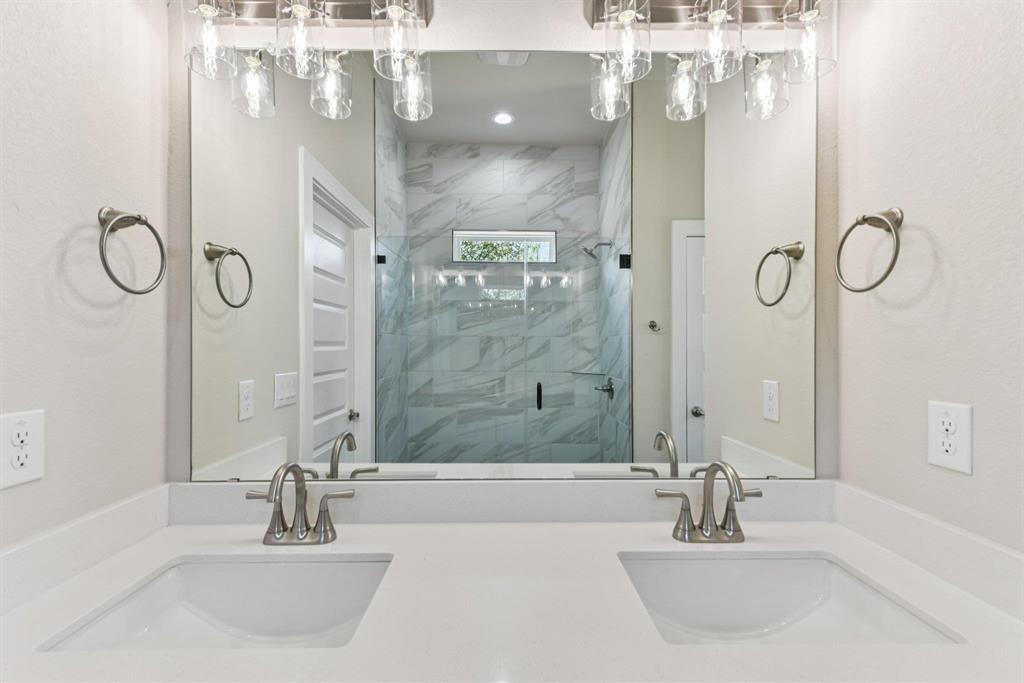 857 Cypress Ln, Cottonwood Shores, TX 78657