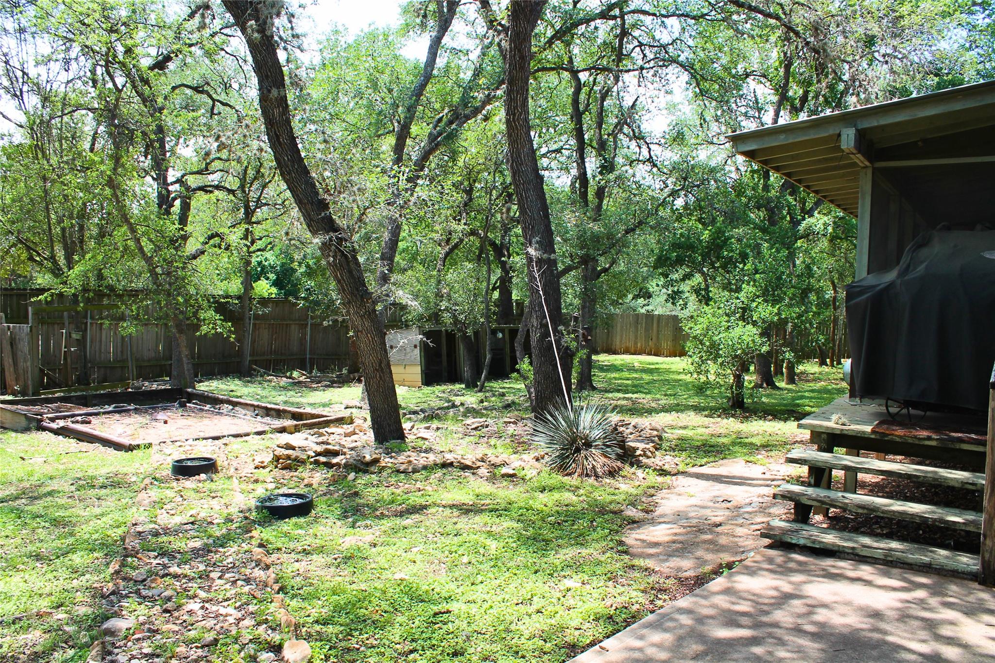 2105 Allred Dr, Austin, TX 78748