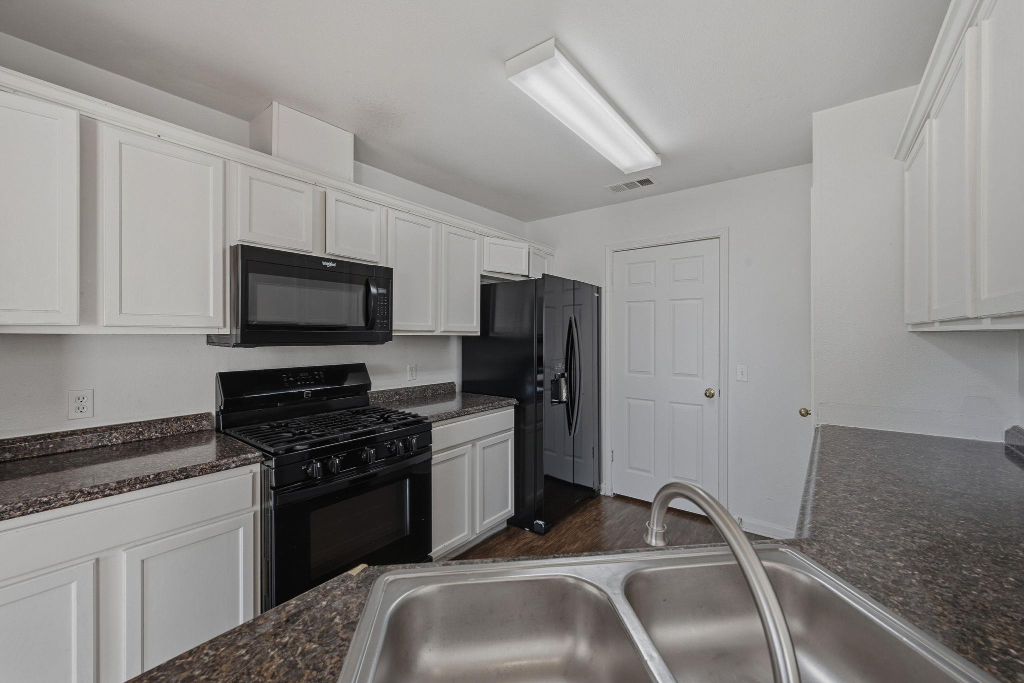 5237 Coppermead Ln, Austin, TX 78754