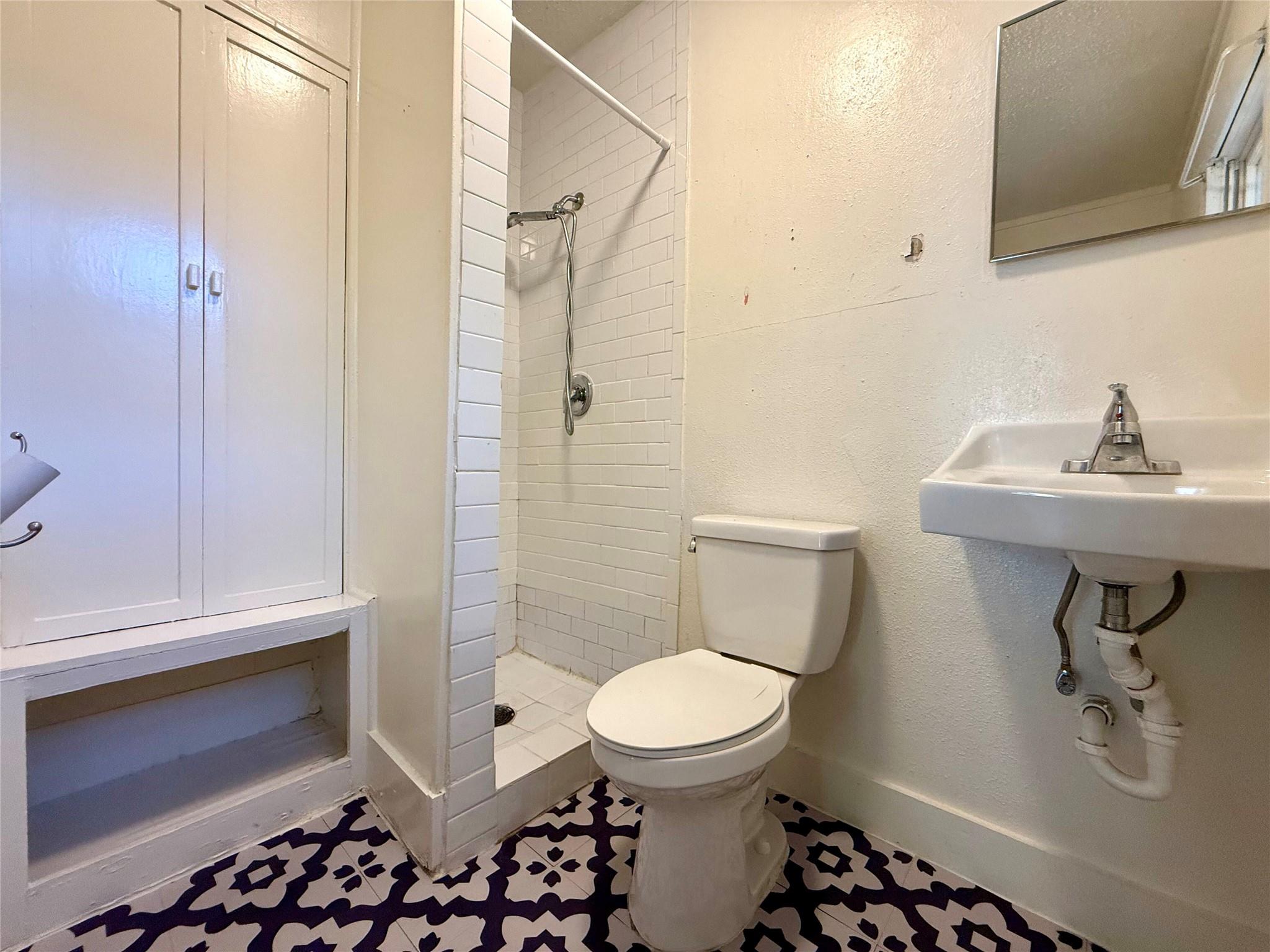 916 Keith Ln # C, Austin, TX 78705