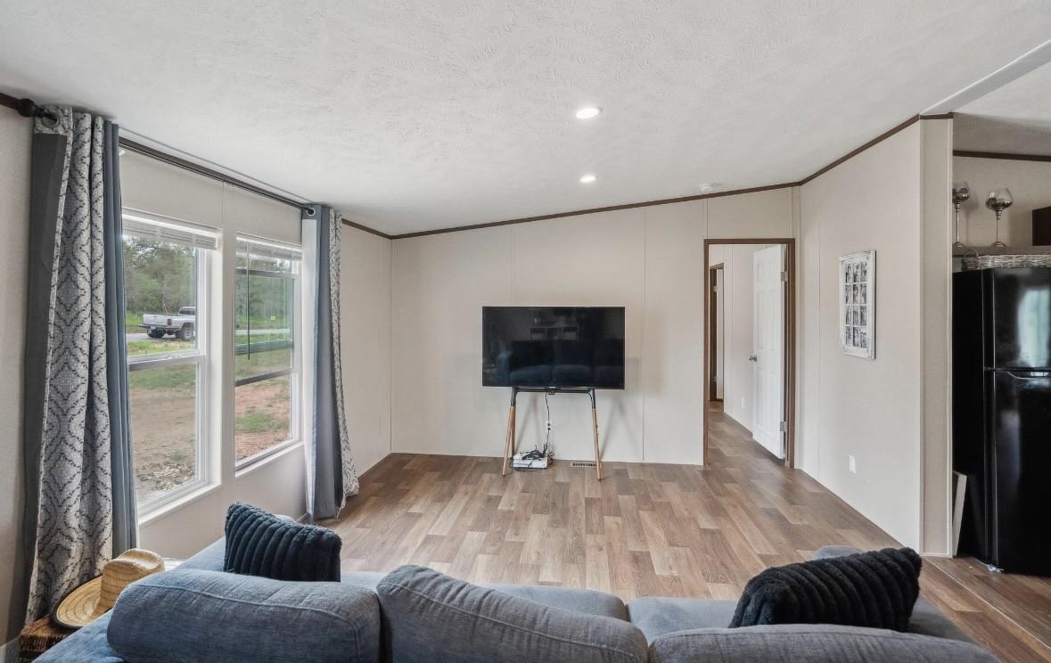 989 Ferguson Loop, Dale, TX 78616