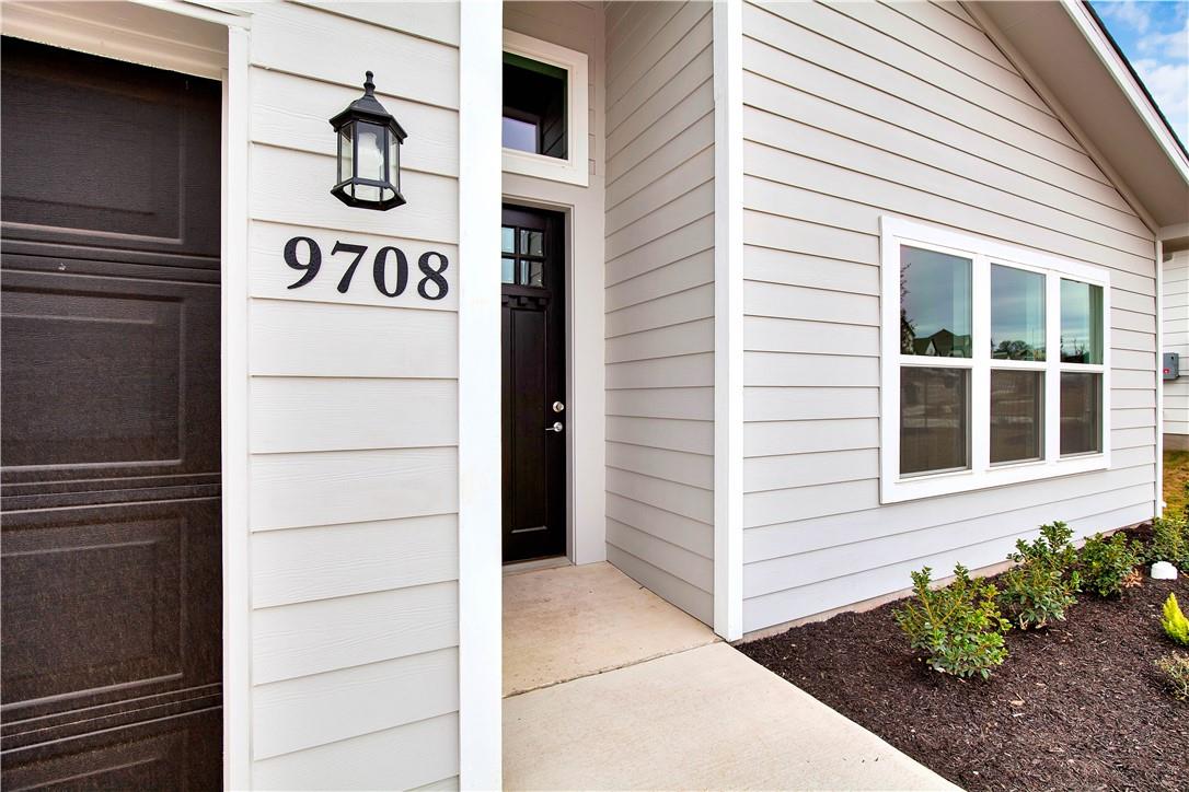 9708 Evening Canopy Dr, Manor, TX 78653