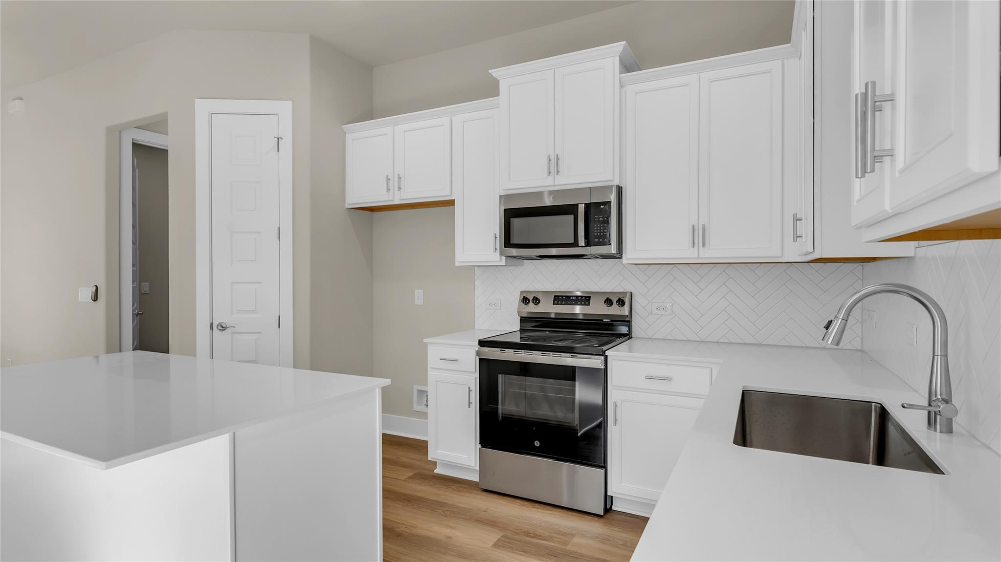 627 Birch Ln, Cottonwood Shores, TX 78657