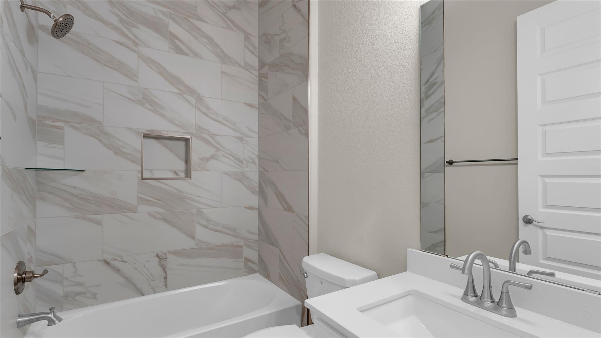 627 Birch Ln, Cottonwood Shores, TX 78657