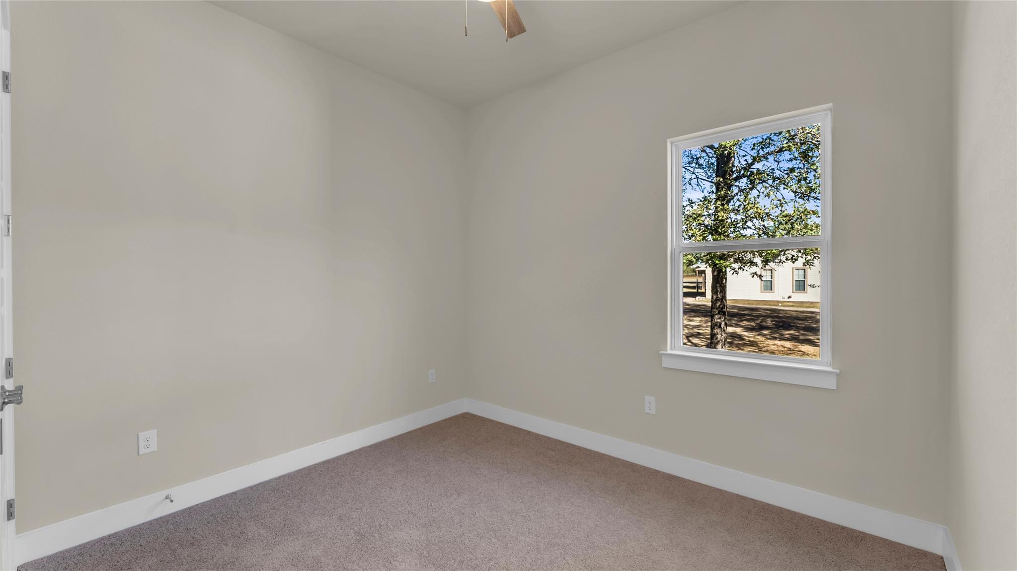 627 Birch Ln, Cottonwood Shores, TX 78657