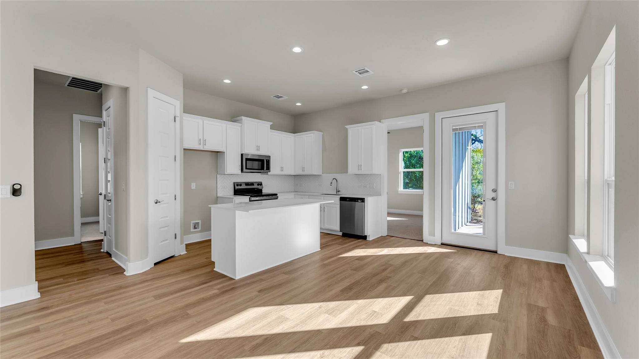 627 Birch Ln, Cottonwood Shores, TX 78657