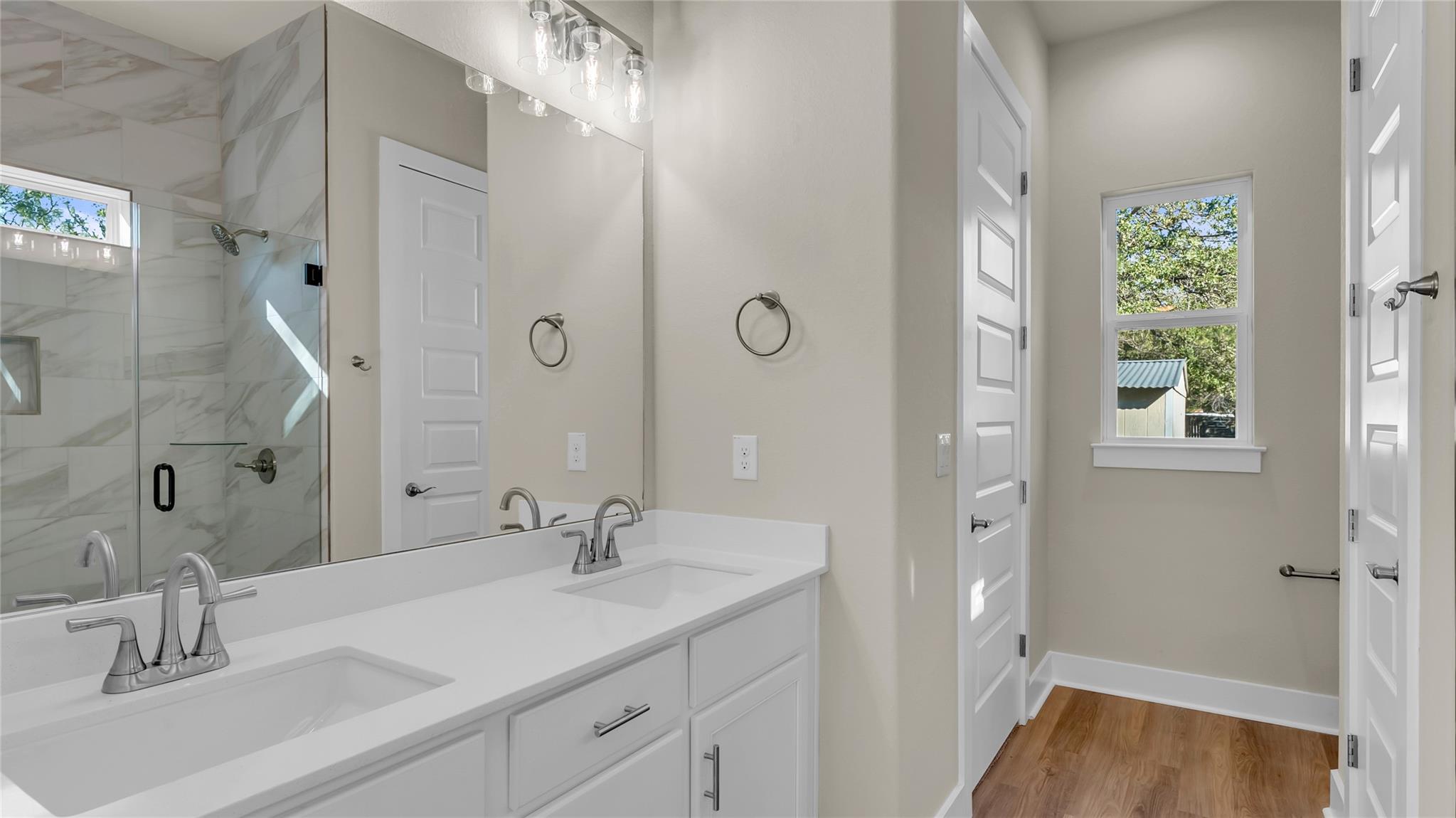 627 Birch Ln, Cottonwood Shores, TX 78657