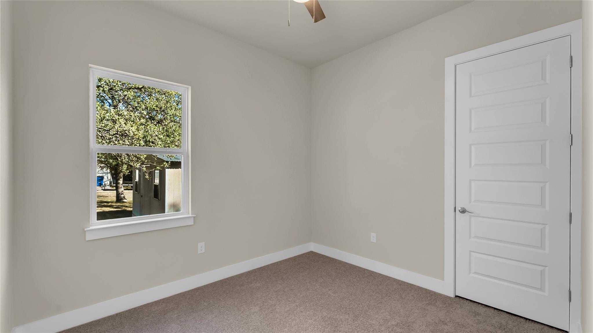 627 Birch Ln, Cottonwood Shores, TX 78657