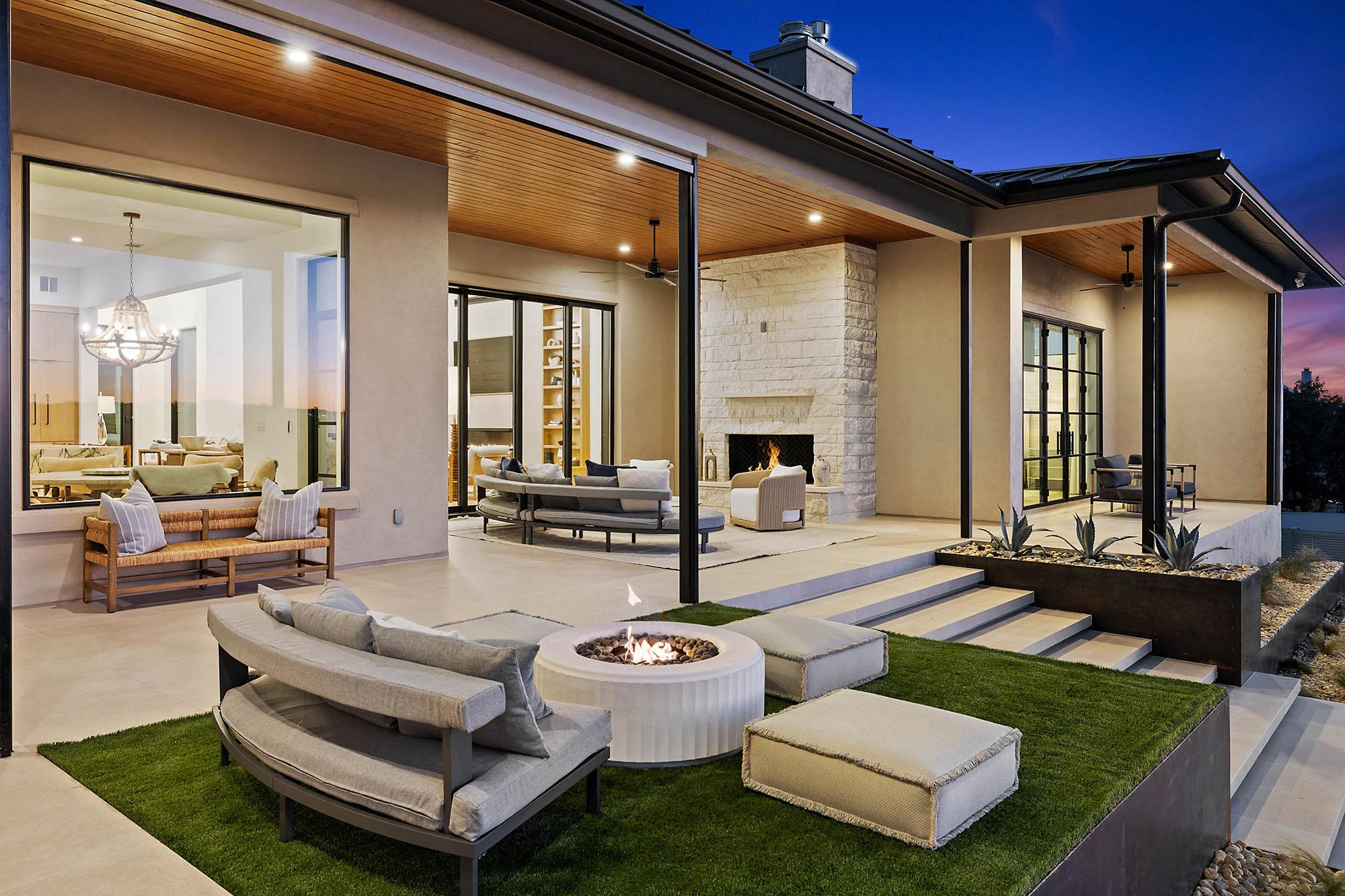 400 Medlin Creek Loop, Dripping Springs, TX 78620