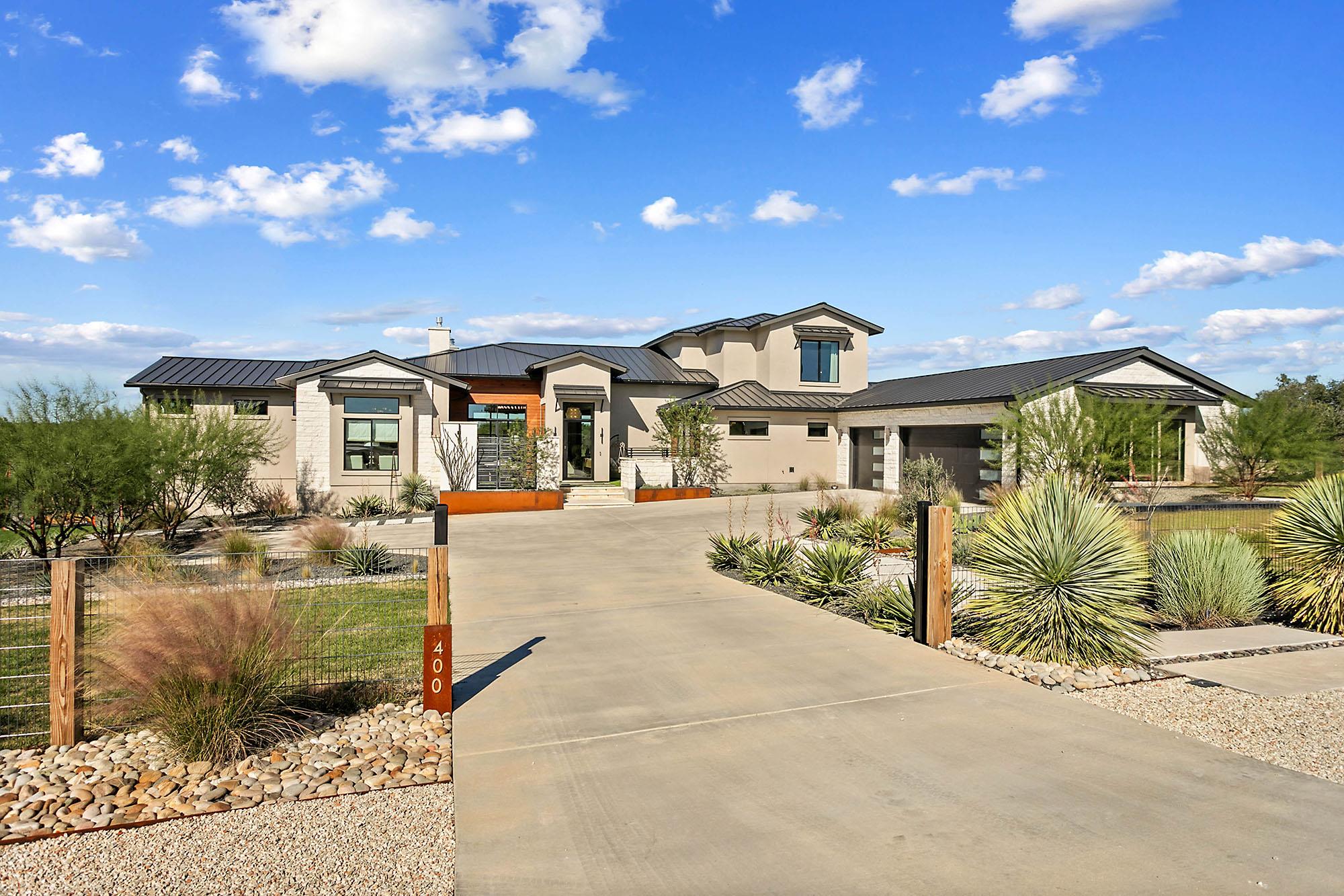 400 Medlin Creek Loop, Dripping Springs, TX 78620