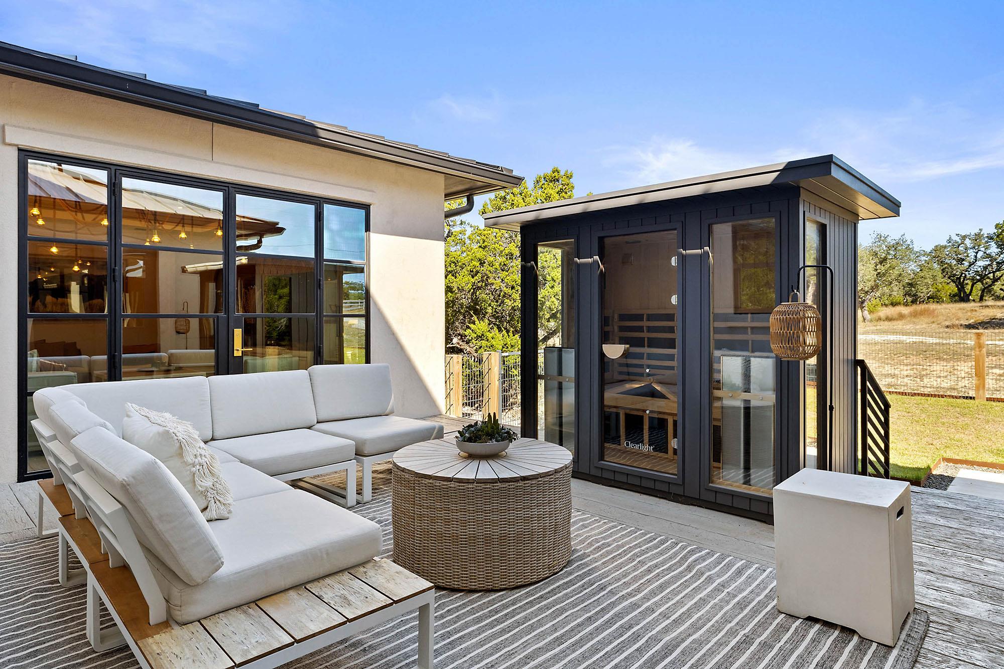 400 Medlin Creek Loop, Dripping Springs, TX 78620