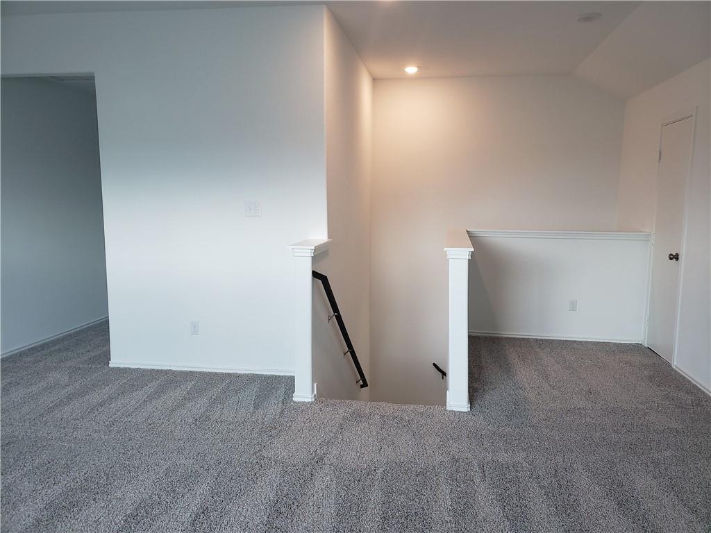 125 Wolseley Dr, Hutto, TX 78634