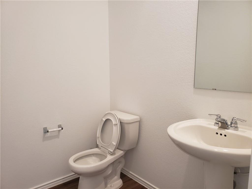 125 Wolseley Dr, Hutto, TX 78634