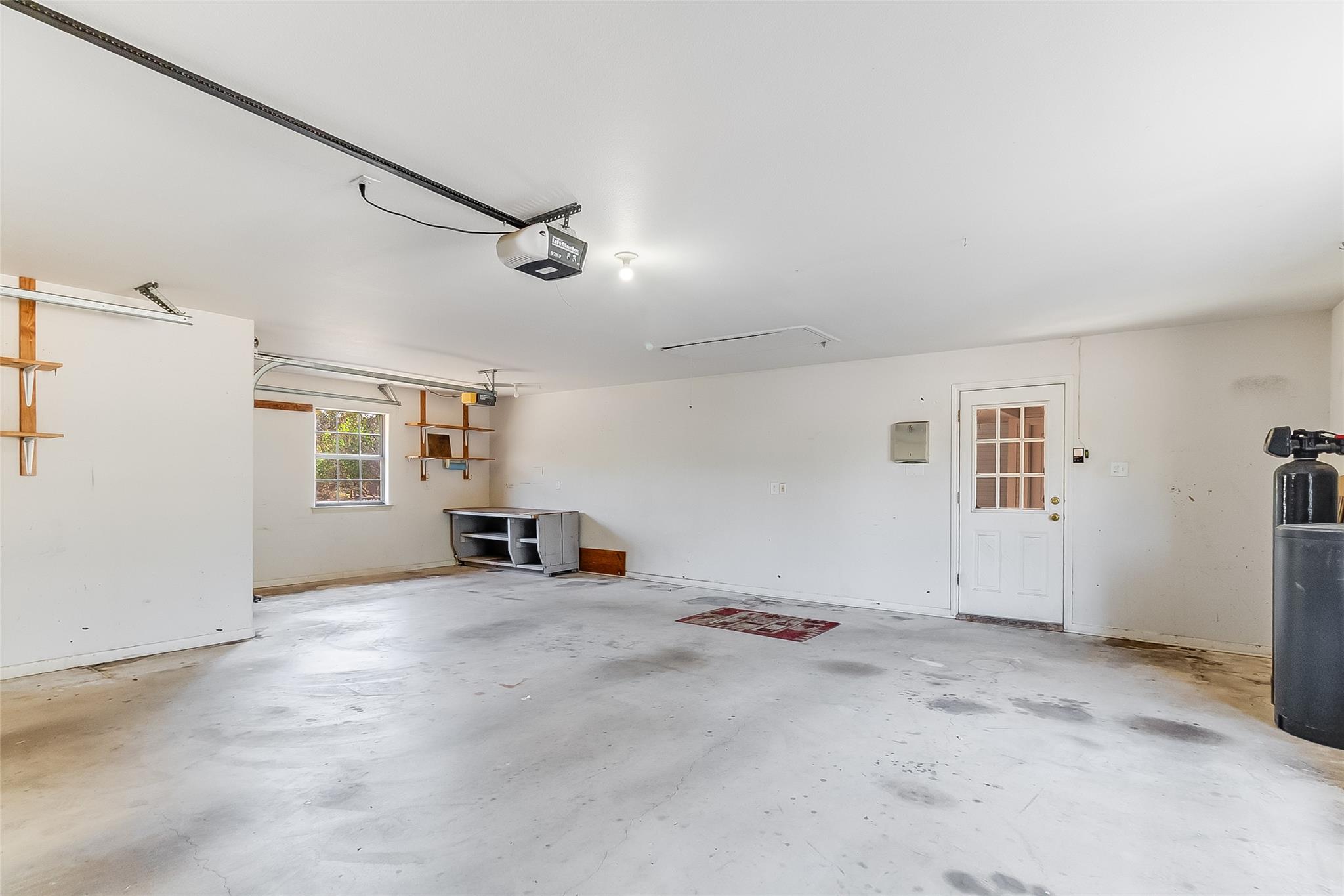 309 Delaware Springs Blvd, Burnet, TX 78611