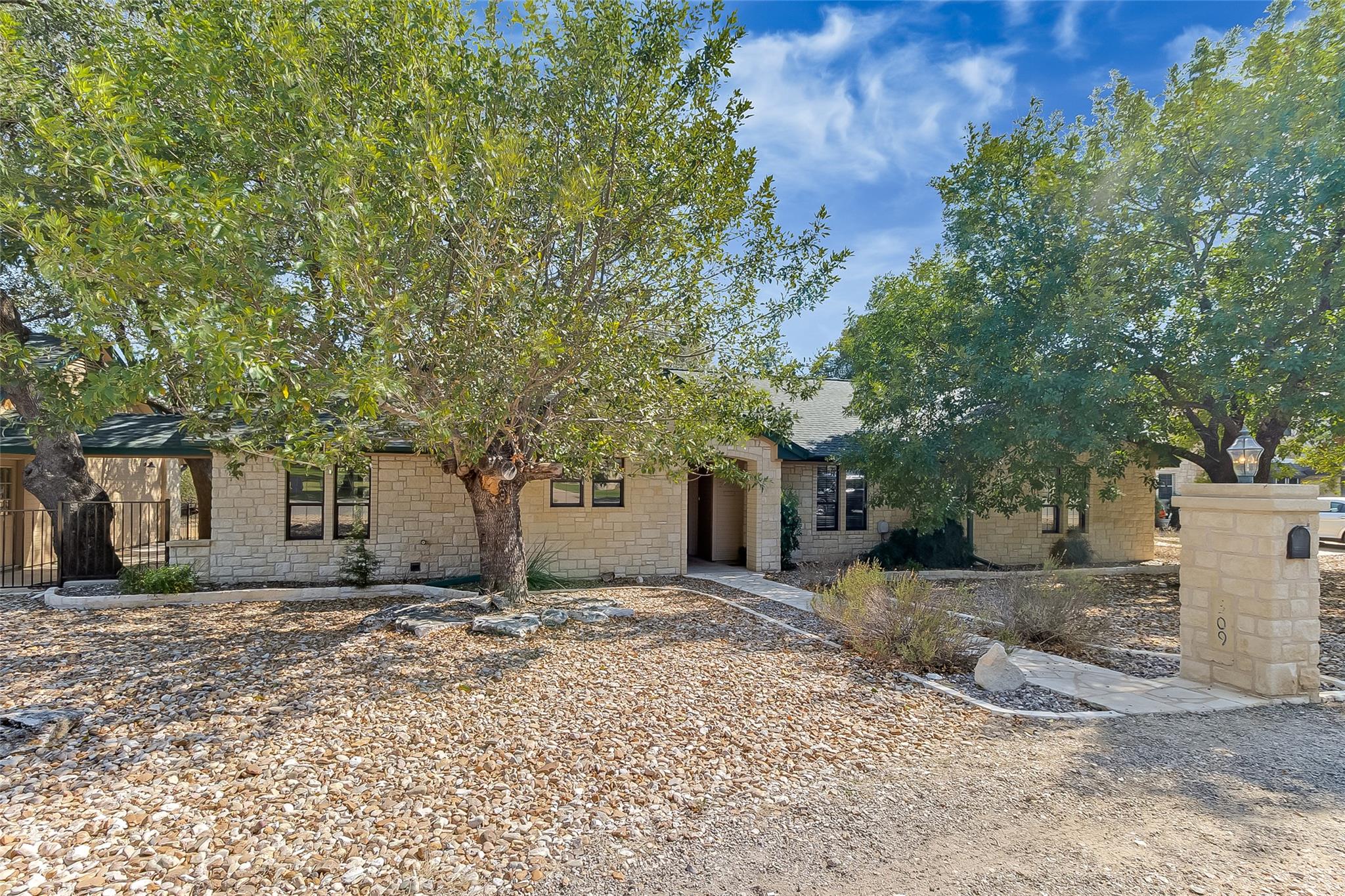 309 Delaware Springs Blvd, Burnet, TX 78611